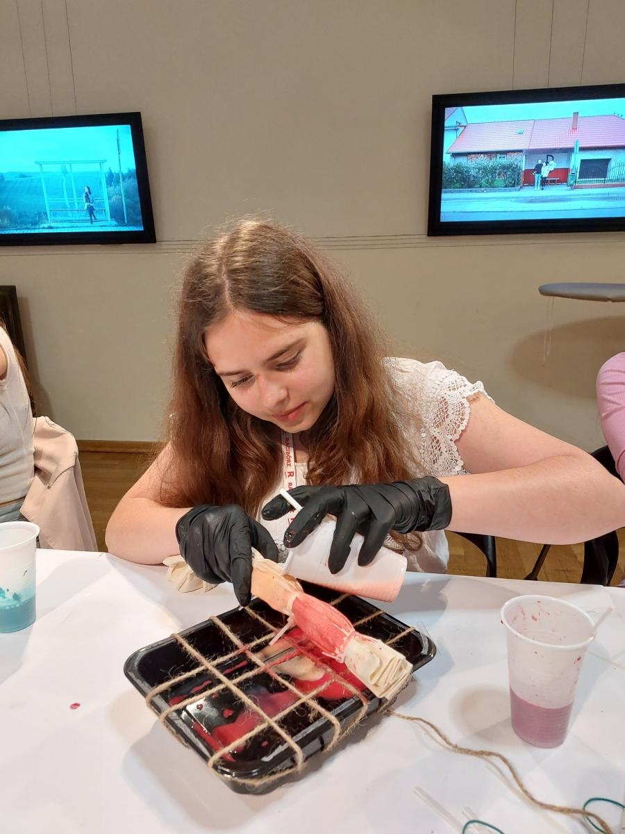 Zdjęcie w galerii na portalu naszraciborz.pl: Młodzież z Tyśmienicy z twórczą wizytą w RCK wiadomości z regionu