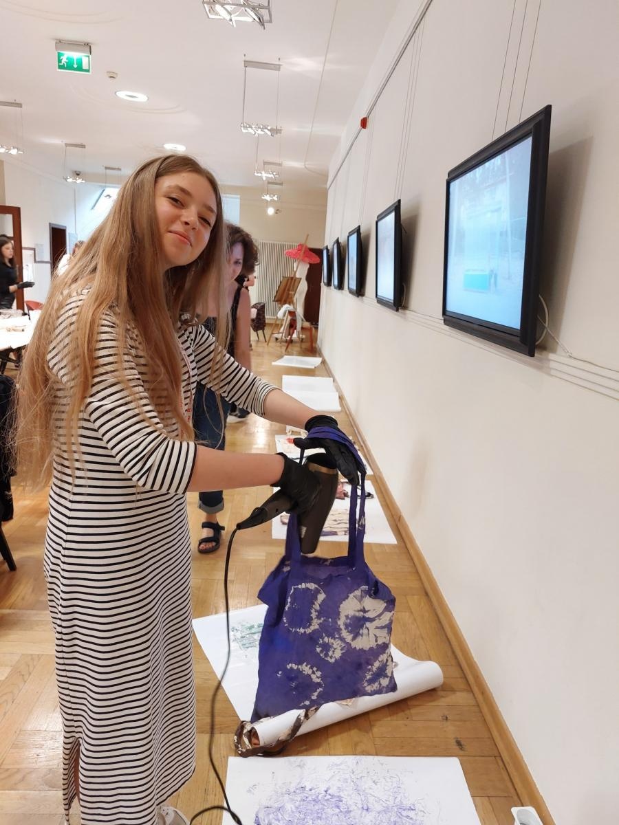 Zdjęcie w galerii na portalu naszraciborz.pl: Młodzież z Tyśmienicy z twórczą wizytą w RCK wiadomości z regionu