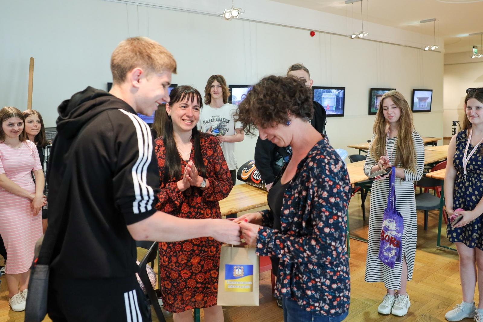 Zdjęcie w galerii na portalu naszraciborz.pl: Młodzież z Tyśmienicy z twórczą wizytą w RCK wiadomości z regionu