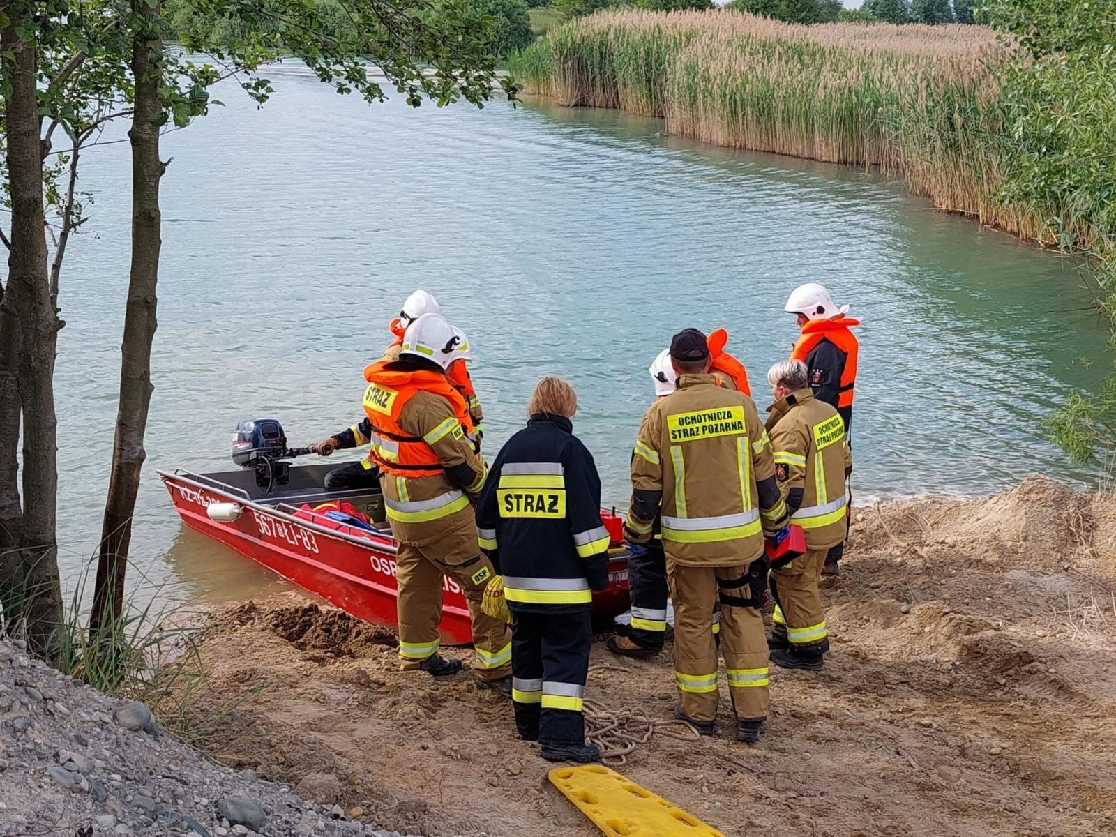 Zdjęcie w galerii na portalu naszraciborz.pl: PIASKOWNIA 2023 - jednostki z gm. Kuźnia Raciborska ćwiczyły na terenie kopalni wiadomości z regionu