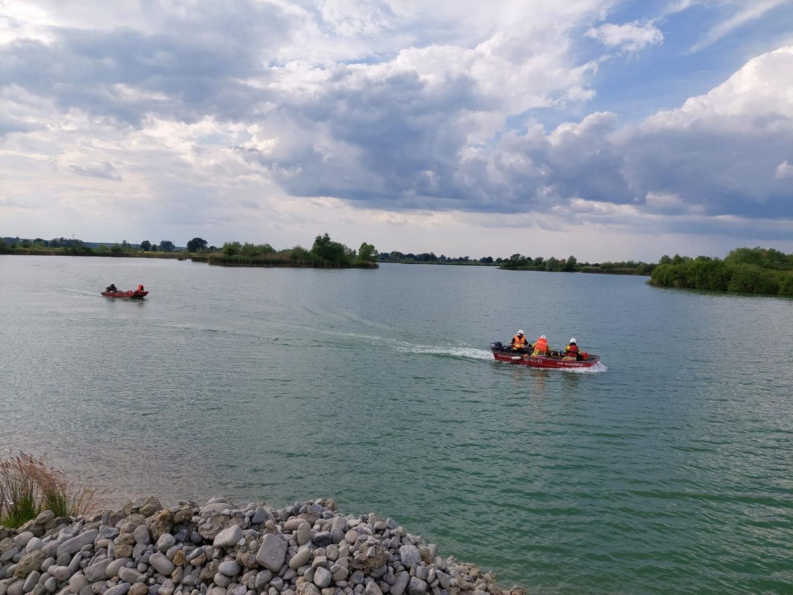 Zdjęcie w galerii na portalu naszraciborz.pl: PIASKOWNIA 2023 - jednostki z gm. Kuźnia Raciborska ćwiczyły na terenie kopalni wiadomości z regionu
