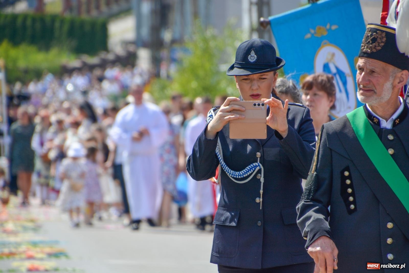 Zdjęcie w galerii na portalu naszraciborz.pl: Procesja Bożego Ciała w Raciborzu Brzeziu [FOTO i WIDEO] wiadomości z regionu