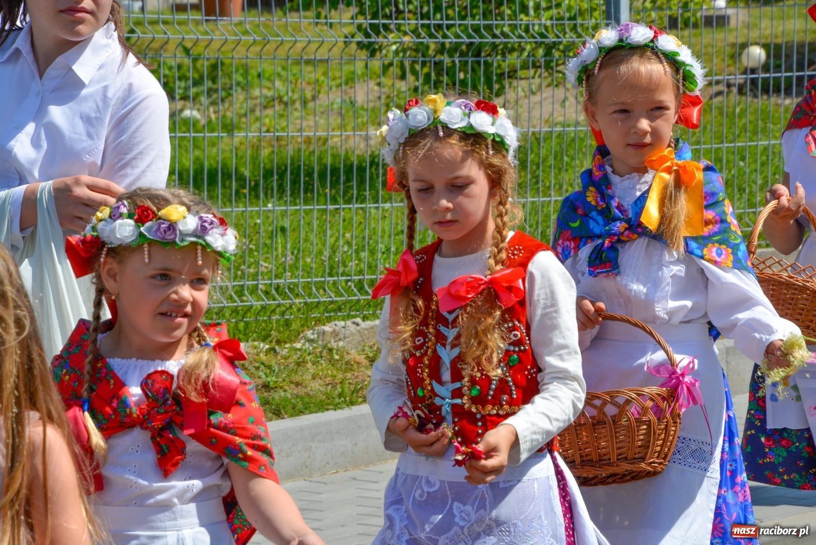 Zdjęcie w galerii na portalu naszraciborz.pl: Procesja Bożego Ciała w Raciborzu Brzeziu [FOTO i WIDEO] wiadomości z regionu