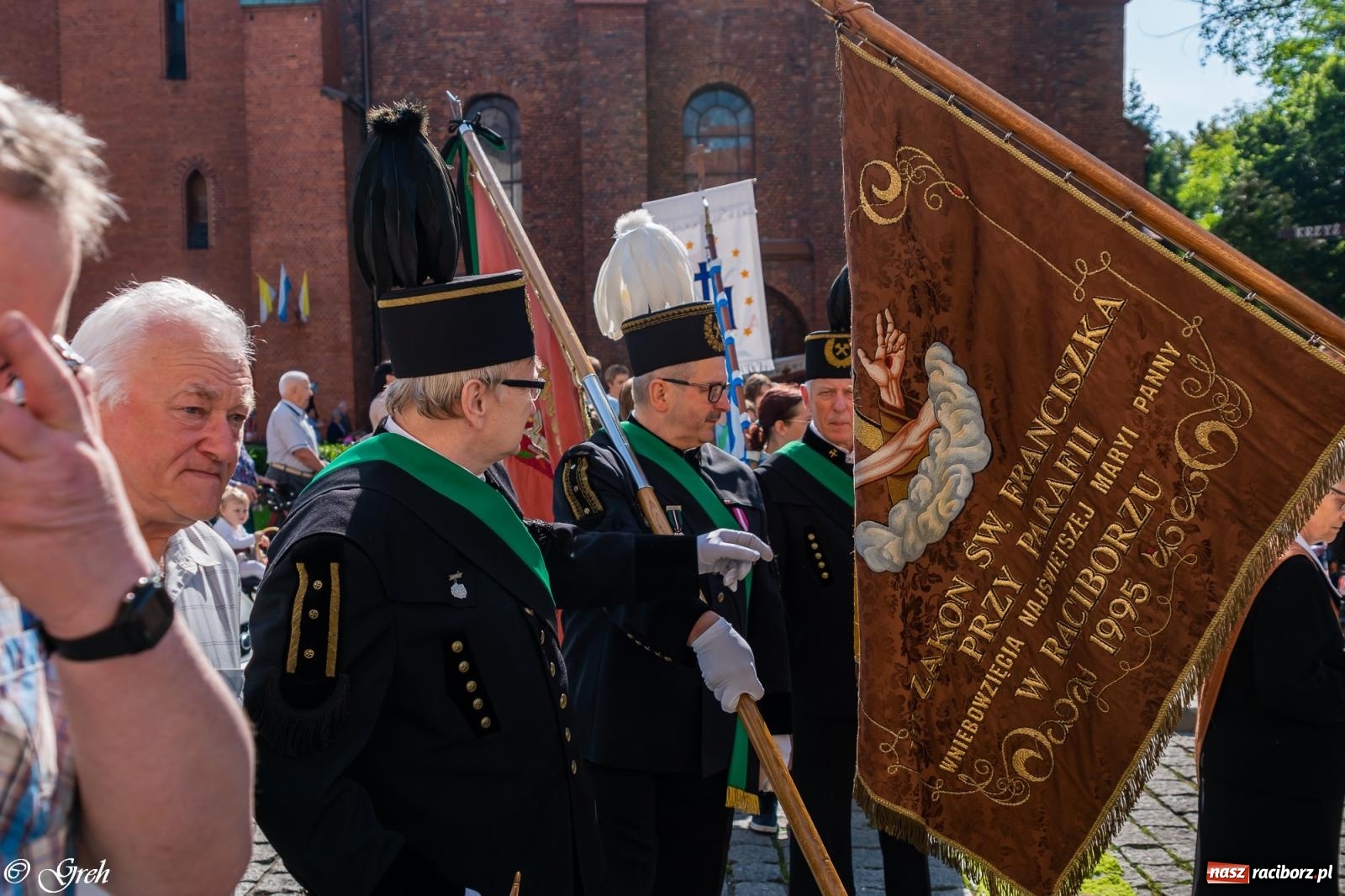 Zdjęcie w galerii na portalu naszraciborz.pl: Boże Ciało w parafii WNMP w Raciborzu [FOTO i WIDEO] wiadomości z regionu