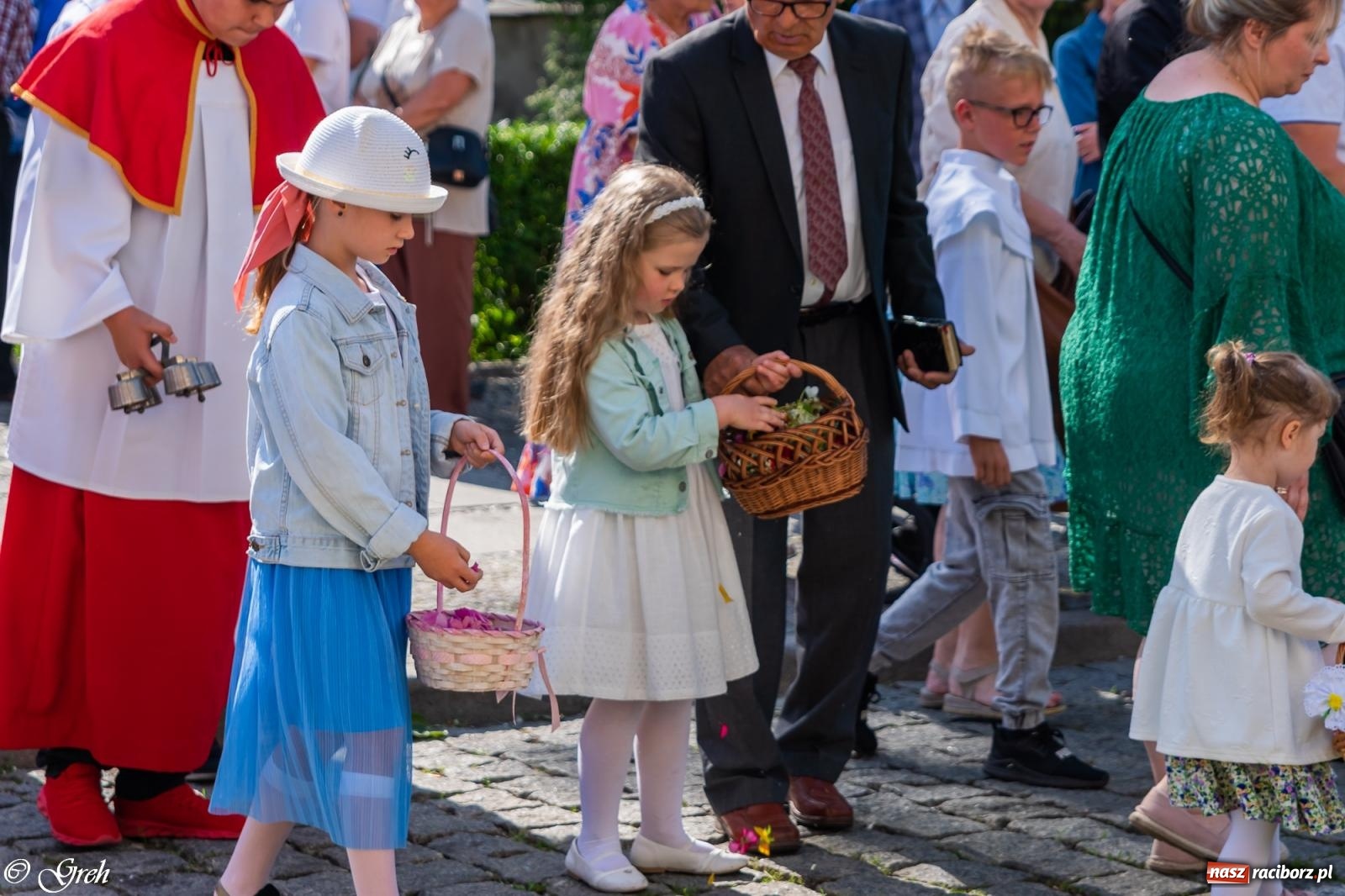 Zdjęcie w galerii na portalu naszraciborz.pl: Boże Ciało w parafii WNMP w Raciborzu [FOTO i WIDEO] wiadomości z regionu
