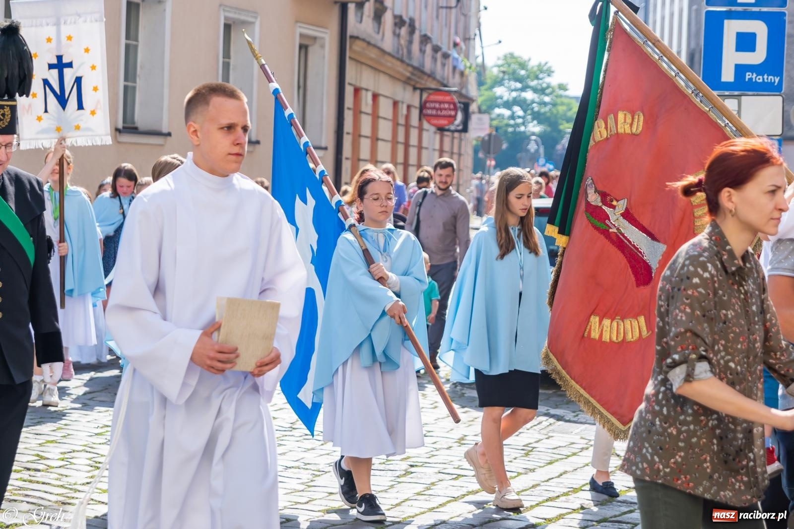 Zdjęcie w galerii na portalu naszraciborz.pl: Boże Ciało w parafii WNMP w Raciborzu [FOTO i WIDEO] wiadomości z regionu