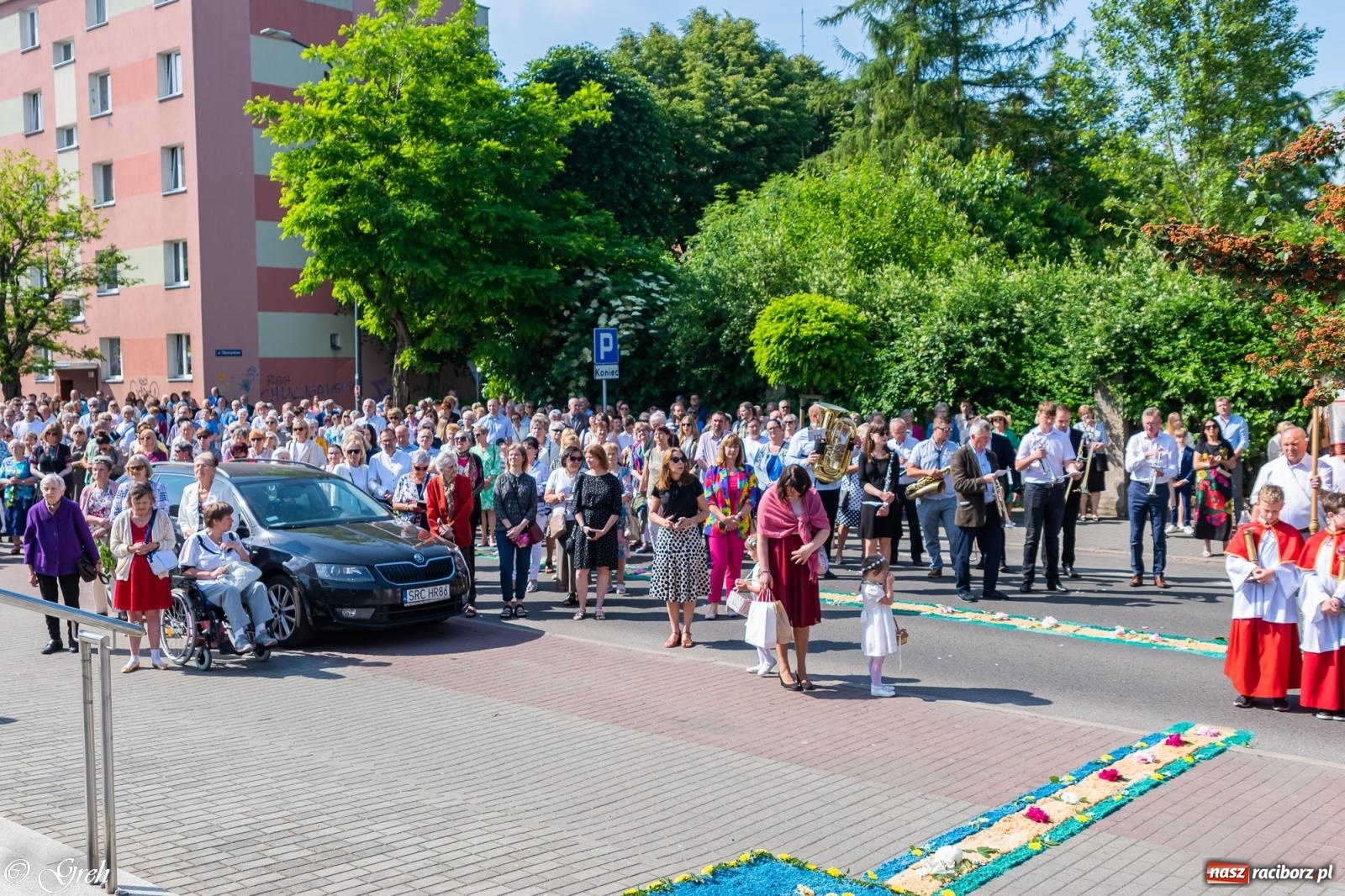 Zdjęcie w galerii na portalu naszraciborz.pl: Boże Ciało w parafii WNMP w Raciborzu [FOTO i WIDEO] wiadomości z regionu