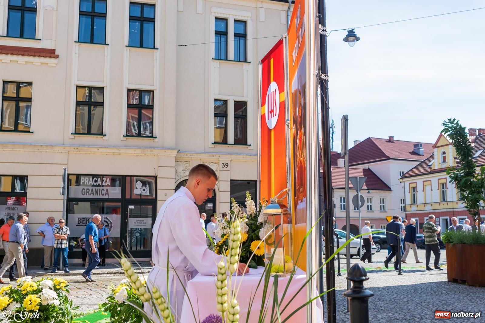Zdjęcie w galerii na portalu naszraciborz.pl: Boże Ciało w parafii WNMP w Raciborzu [FOTO i WIDEO] wiadomości z regionu