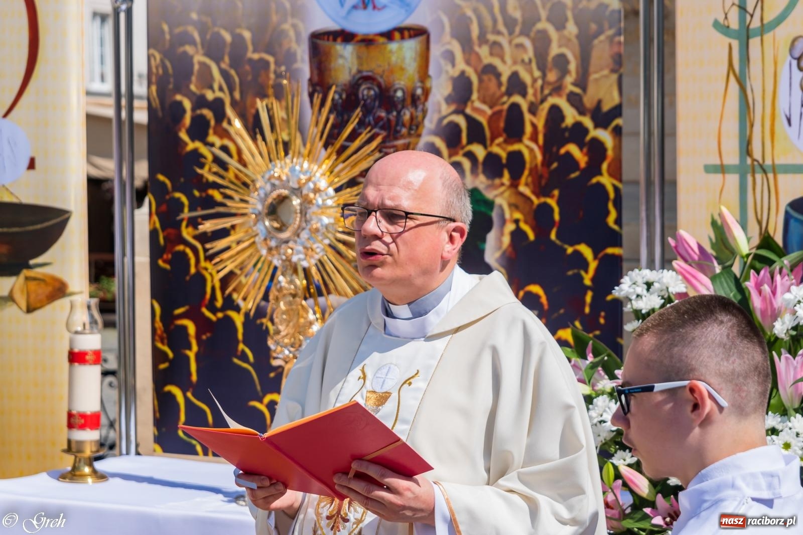 Zdjęcie w galerii na portalu naszraciborz.pl: Boże Ciało w parafii WNMP w Raciborzu [FOTO i WIDEO] wiadomości z regionu