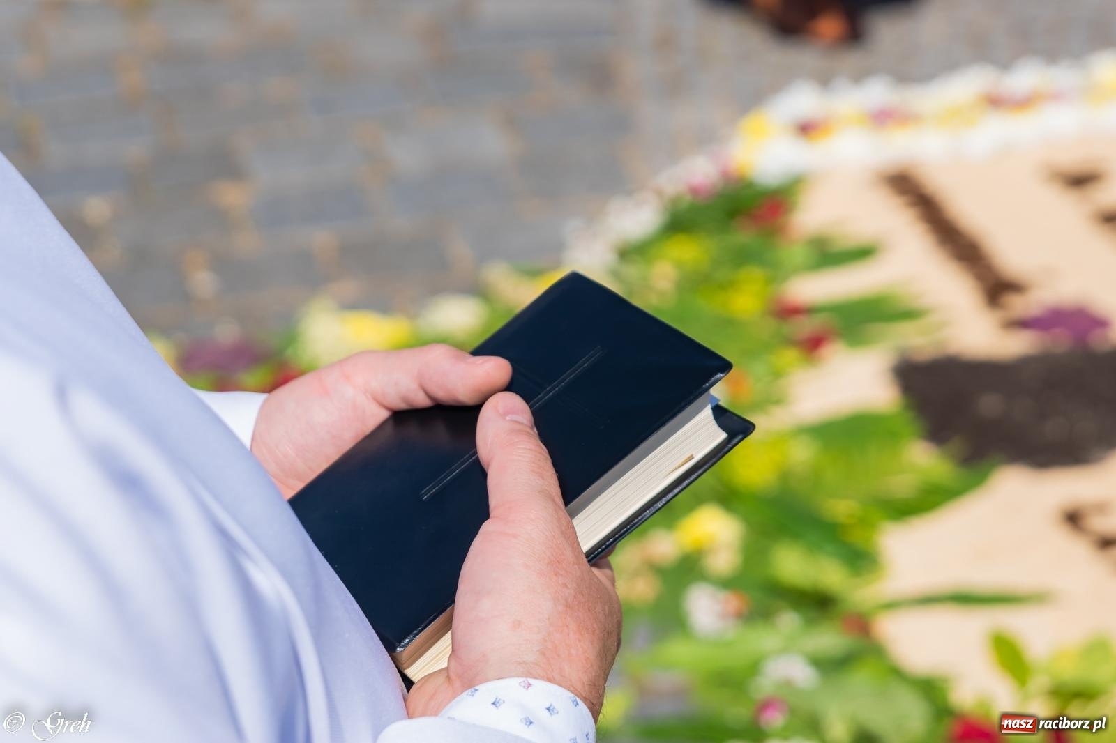 Zdjęcie w galerii na portalu naszraciborz.pl: Boże Ciało w parafii WNMP w Raciborzu [FOTO i WIDEO] wiadomości z regionu