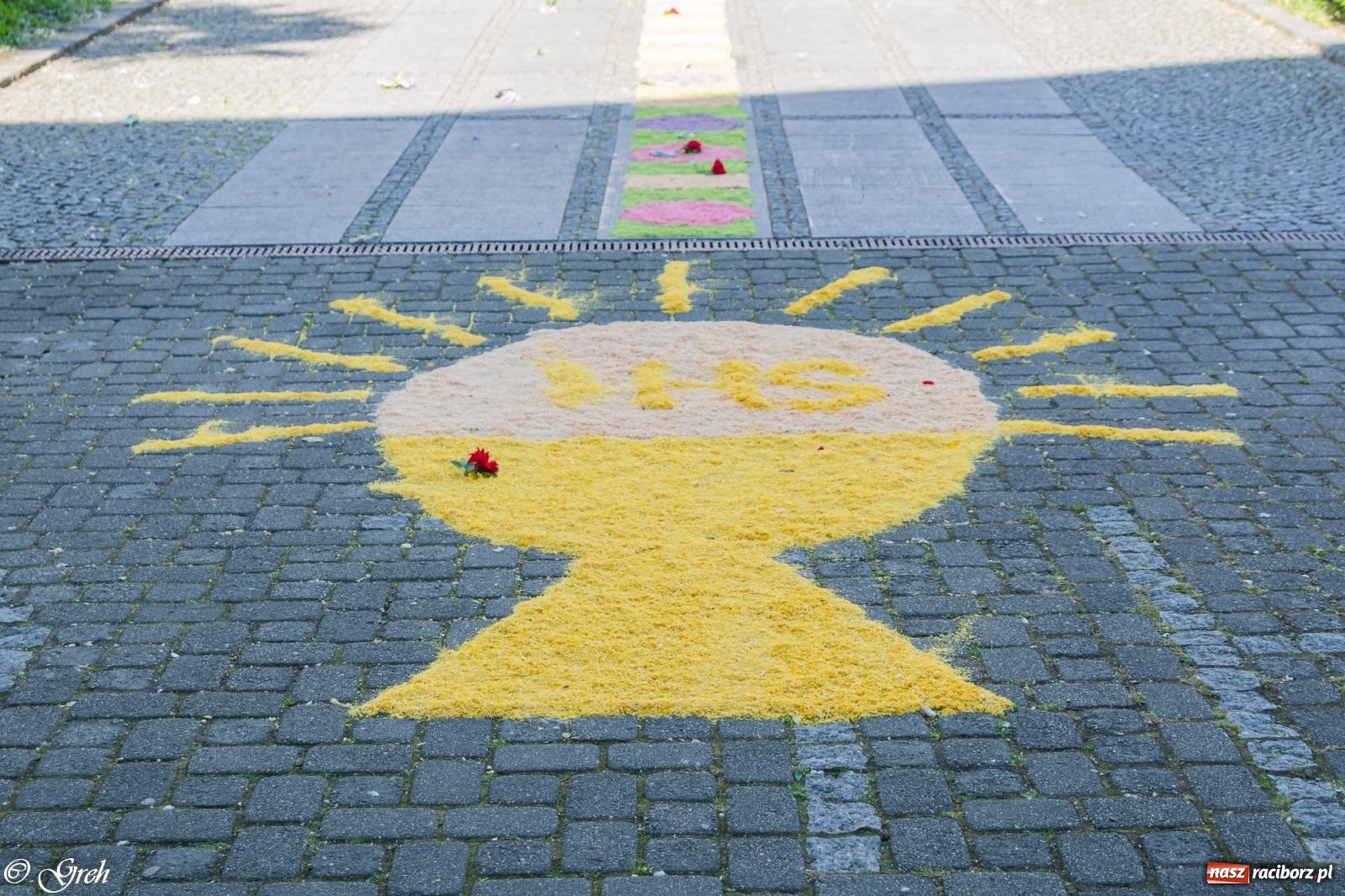 Zdjęcie w galerii na portalu naszraciborz.pl: Boże Ciało w parafii WNMP w Raciborzu [FOTO i WIDEO] wiadomości z regionu