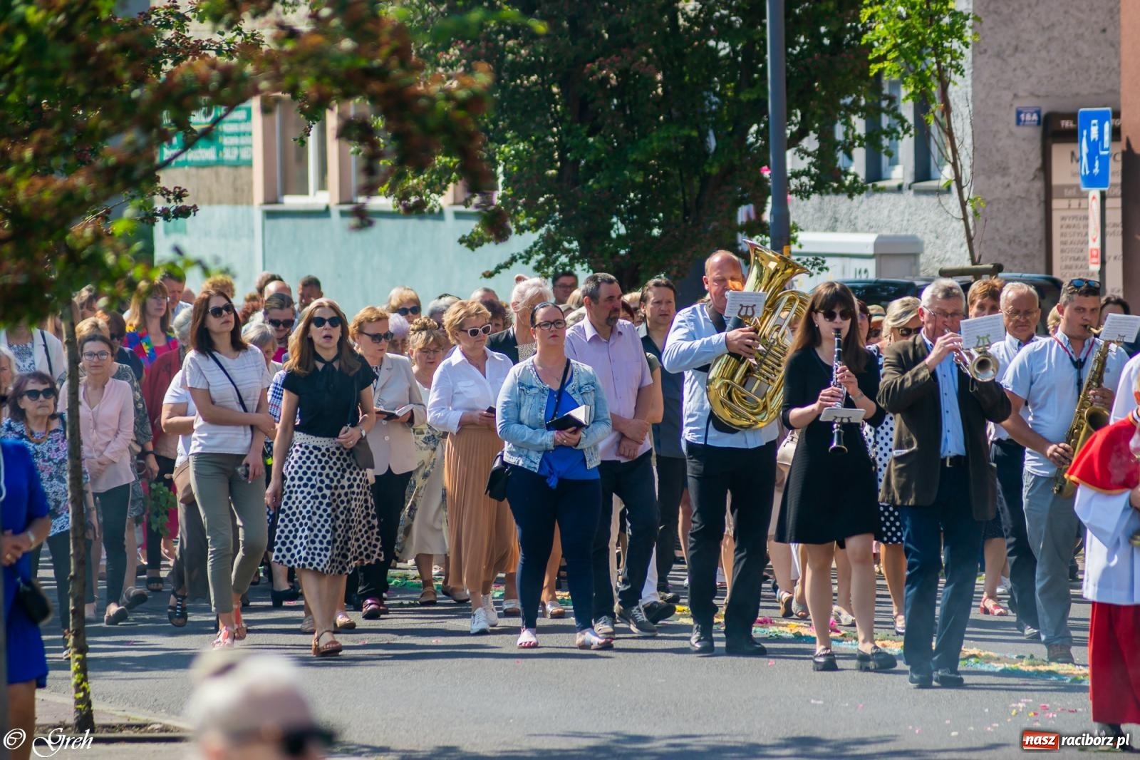 Zdjęcie w galerii na portalu naszraciborz.pl: Boże Ciało w parafii WNMP w Raciborzu [FOTO i WIDEO] wiadomości z regionu