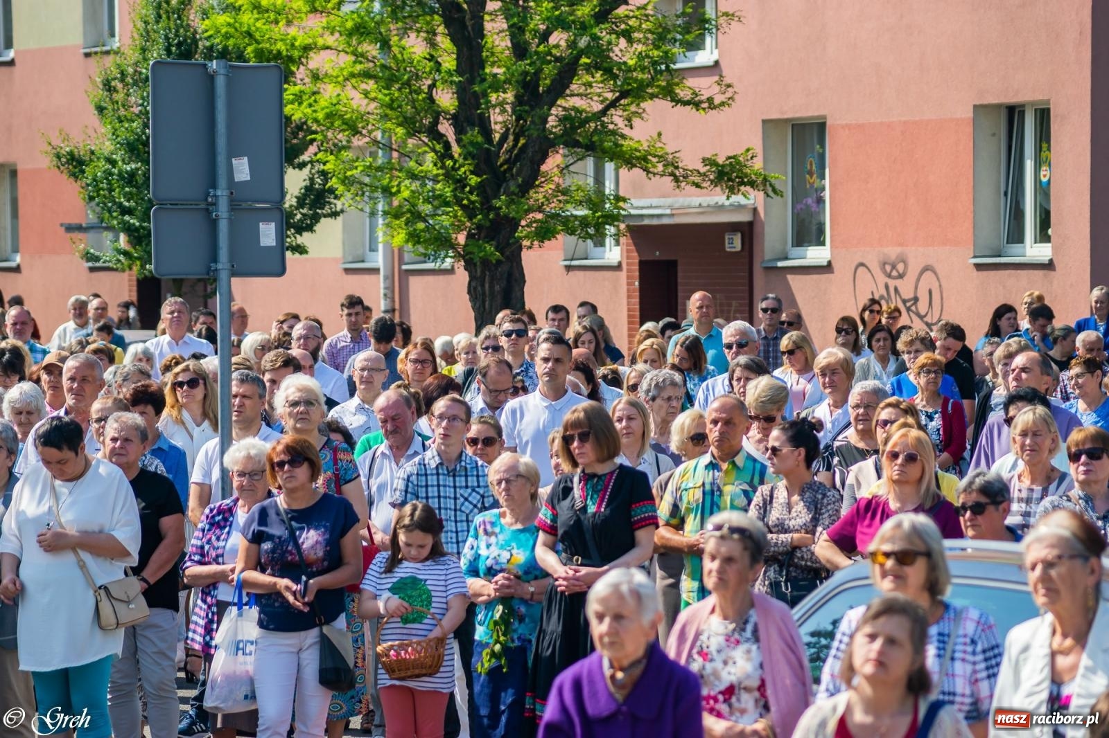 Zdjęcie w galerii na portalu naszraciborz.pl: Boże Ciało w parafii WNMP w Raciborzu [FOTO i WIDEO] wiadomości z regionu
