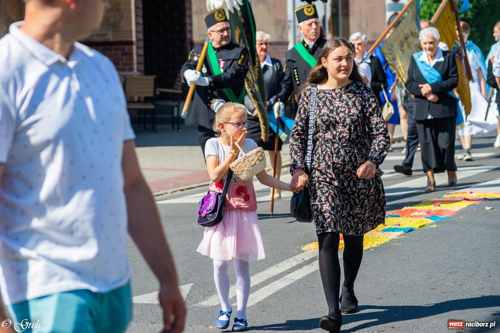 Zdjęcie w galerii na portalu naszraciborz.pl: Boże Ciało w parafii WNMP w Raciborzu [FOTO i WIDEO] wiadomości z regionu