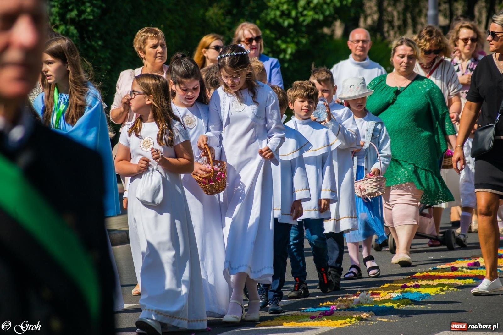 Zdjęcie w galerii na portalu naszraciborz.pl: Boże Ciało w parafii WNMP w Raciborzu [FOTO i WIDEO] wiadomości z regionu