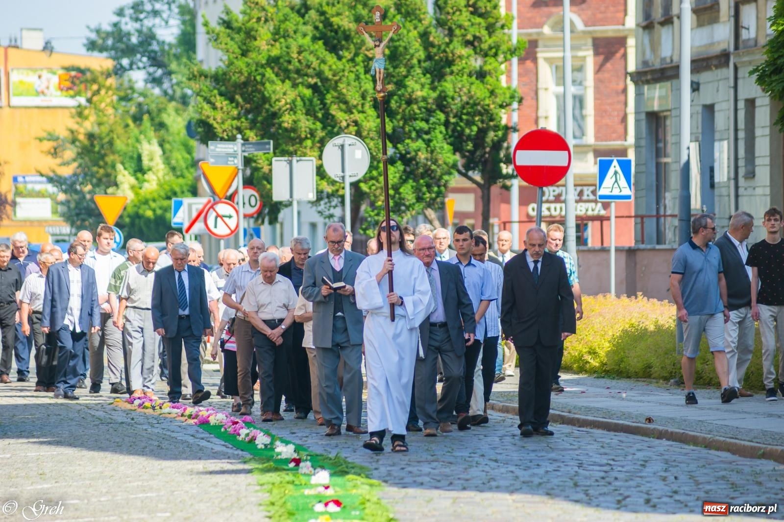 Zdjęcie w galerii na portalu naszraciborz.pl: Boże Ciało w parafii WNMP w Raciborzu [FOTO i WIDEO] wiadomości z regionu