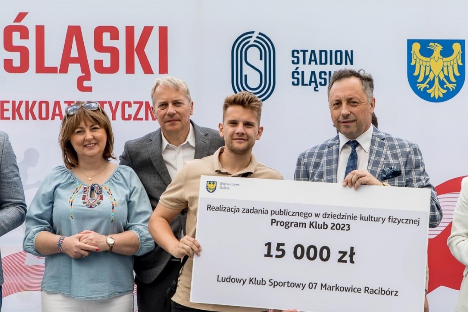 Zdjęcie w galerii na portalu naszraciborz.pl: Kluby sportowe z naszego powiatu otrzymały wsparcie w budżetu województwa wiadomości z regionu