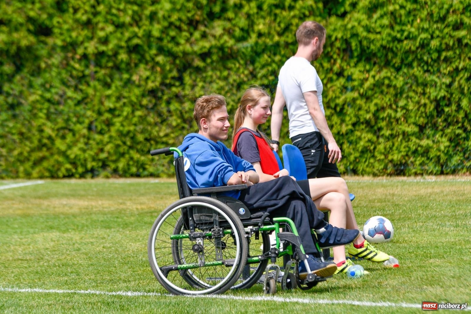 Zdjęcie w galerii na portalu naszraciborz.pl: Integracyjny początek turnieju im. Huberta Kostki w Markowicach [FOTO i WIDEO] wiadomości z regionu