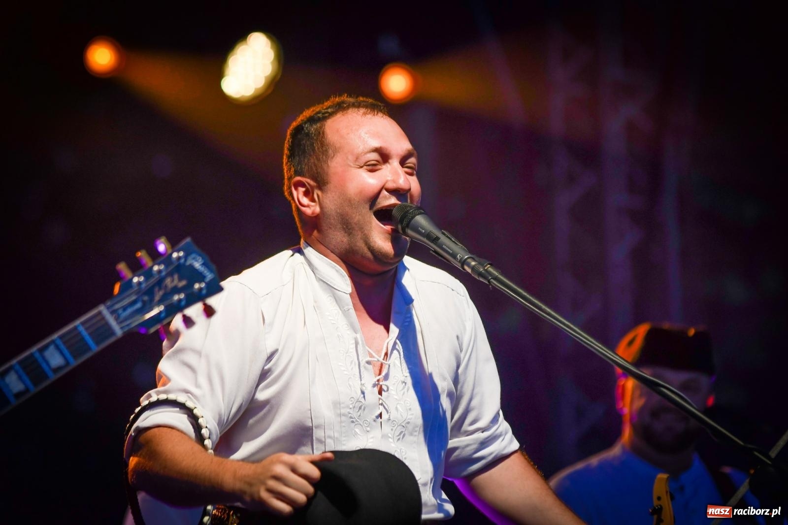 Zdjęcie w galerii na portalu naszraciborz.pl: Nędza szalała z Baciarami [FOTO i WIDEO] wiadomości z regionu