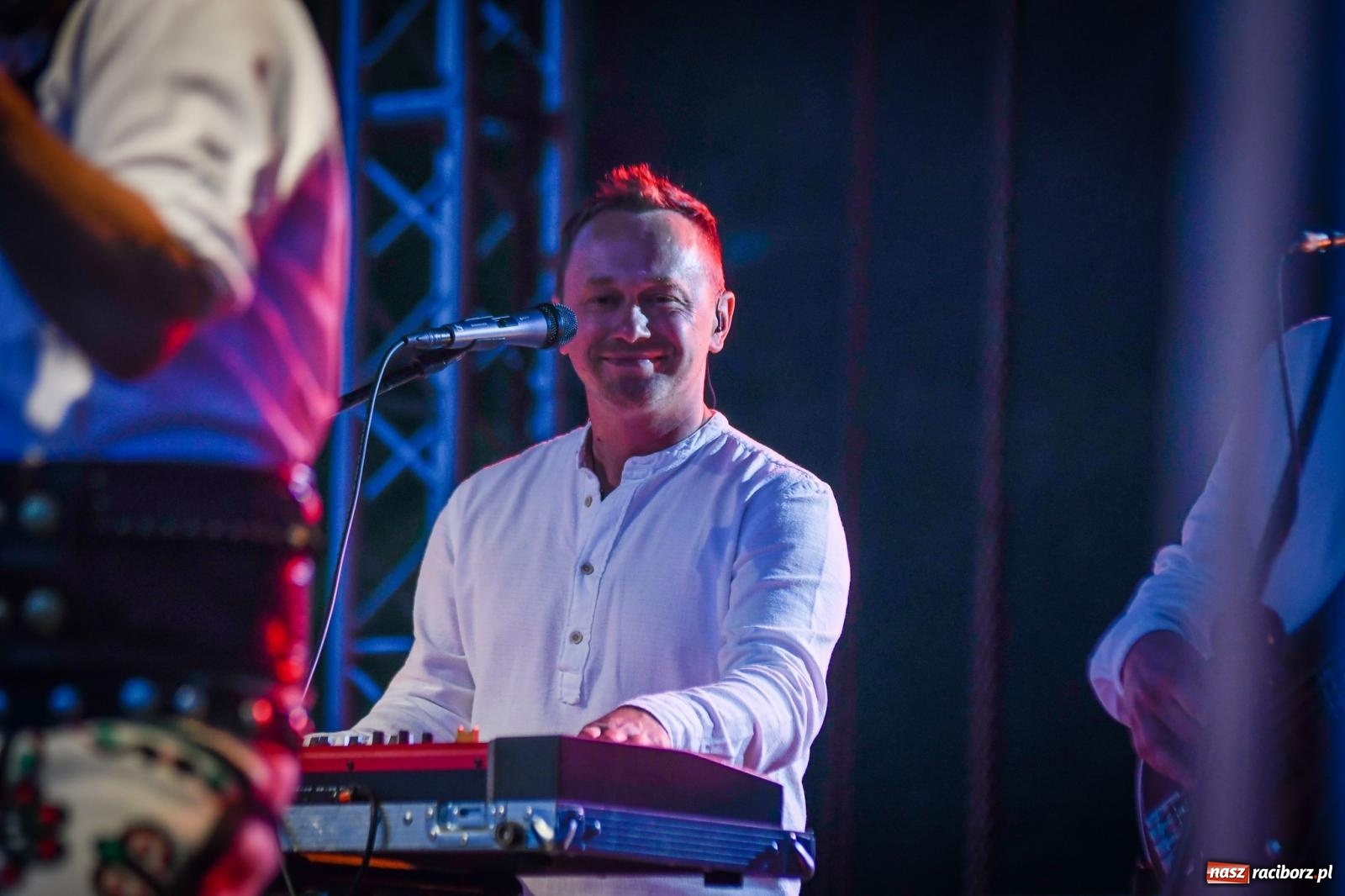 Zdjęcie w galerii na portalu naszraciborz.pl: Nędza szalała z Baciarami [FOTO i WIDEO] wiadomości z regionu