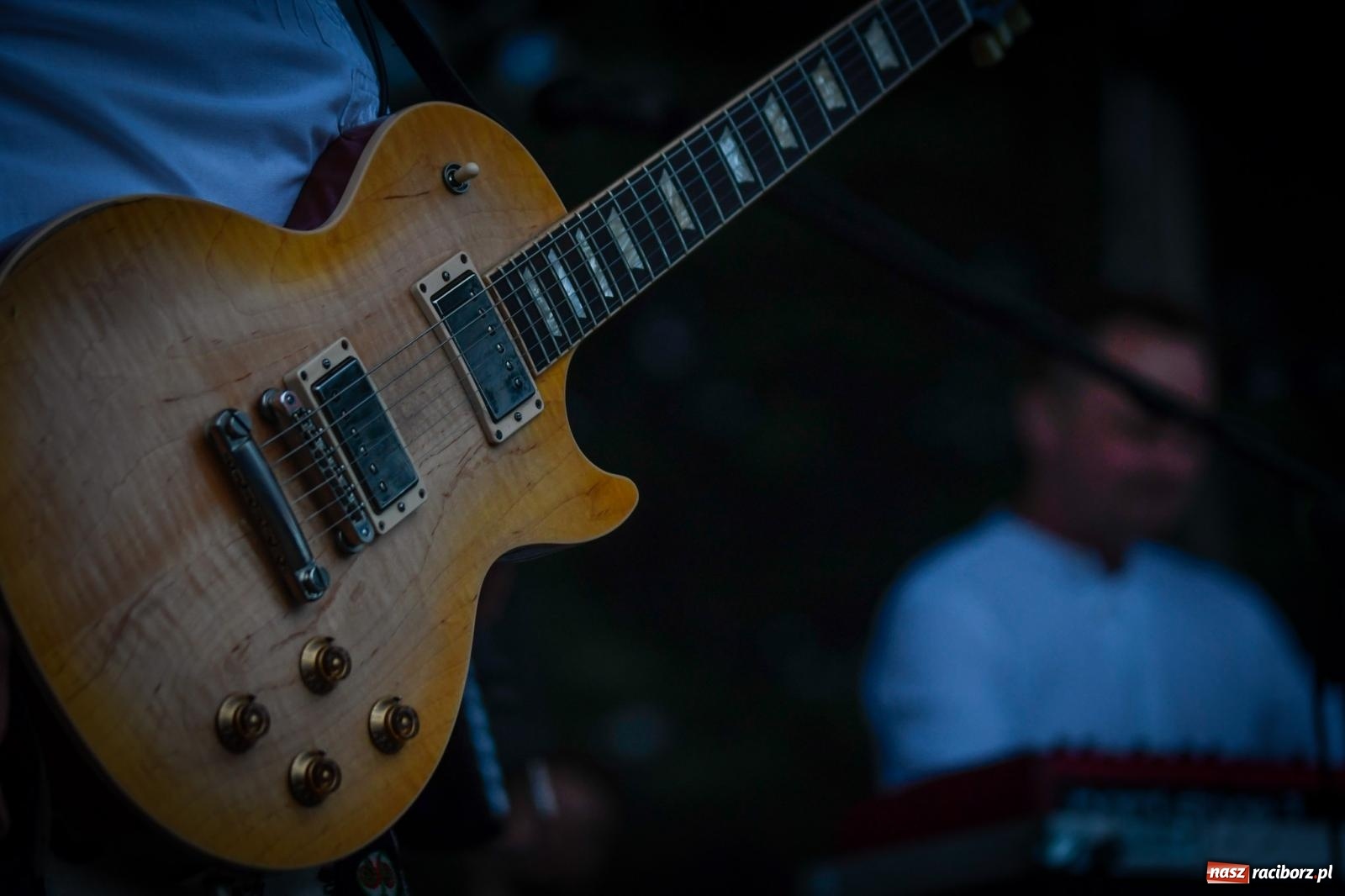 Zdjęcie w galerii na portalu naszraciborz.pl: Nędza szalała z Baciarami [FOTO i WIDEO] wiadomości z regionu
