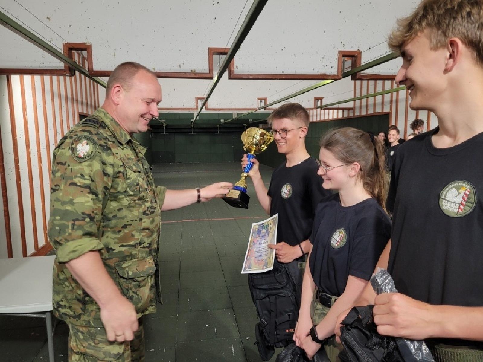 Zdjęcie w galerii na portalu naszraciborz.pl: I Drużynowe Zawody klas mundurowych o profilu Straży Granicznej wiadomości z regionu