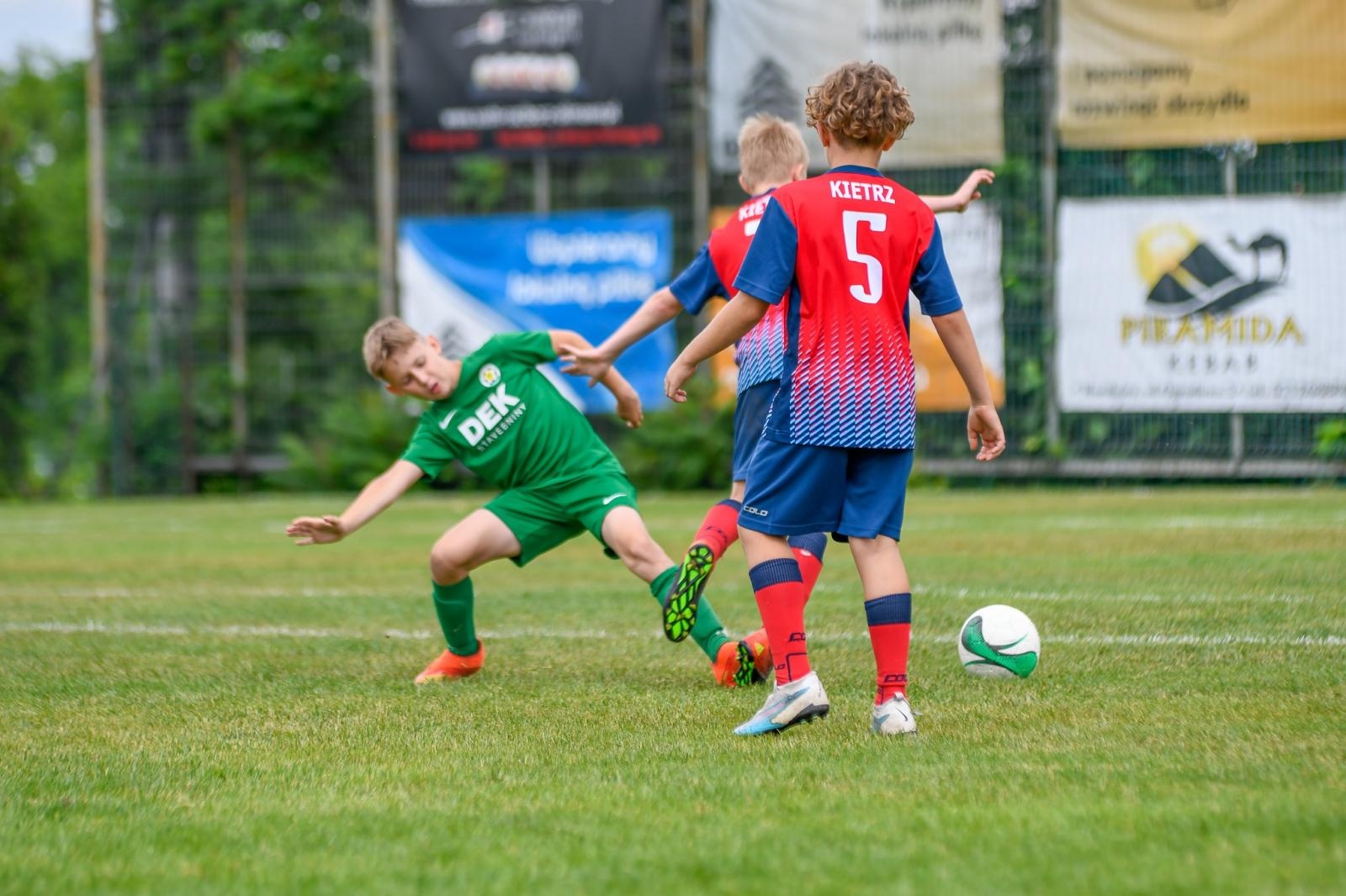 Zdjęcie w galerii na portalu naszraciborz.pl: Górnik Zabrze wygrał turniej im. Huberta Kostki w Markowicach [FOTO] wiadomości z regionu