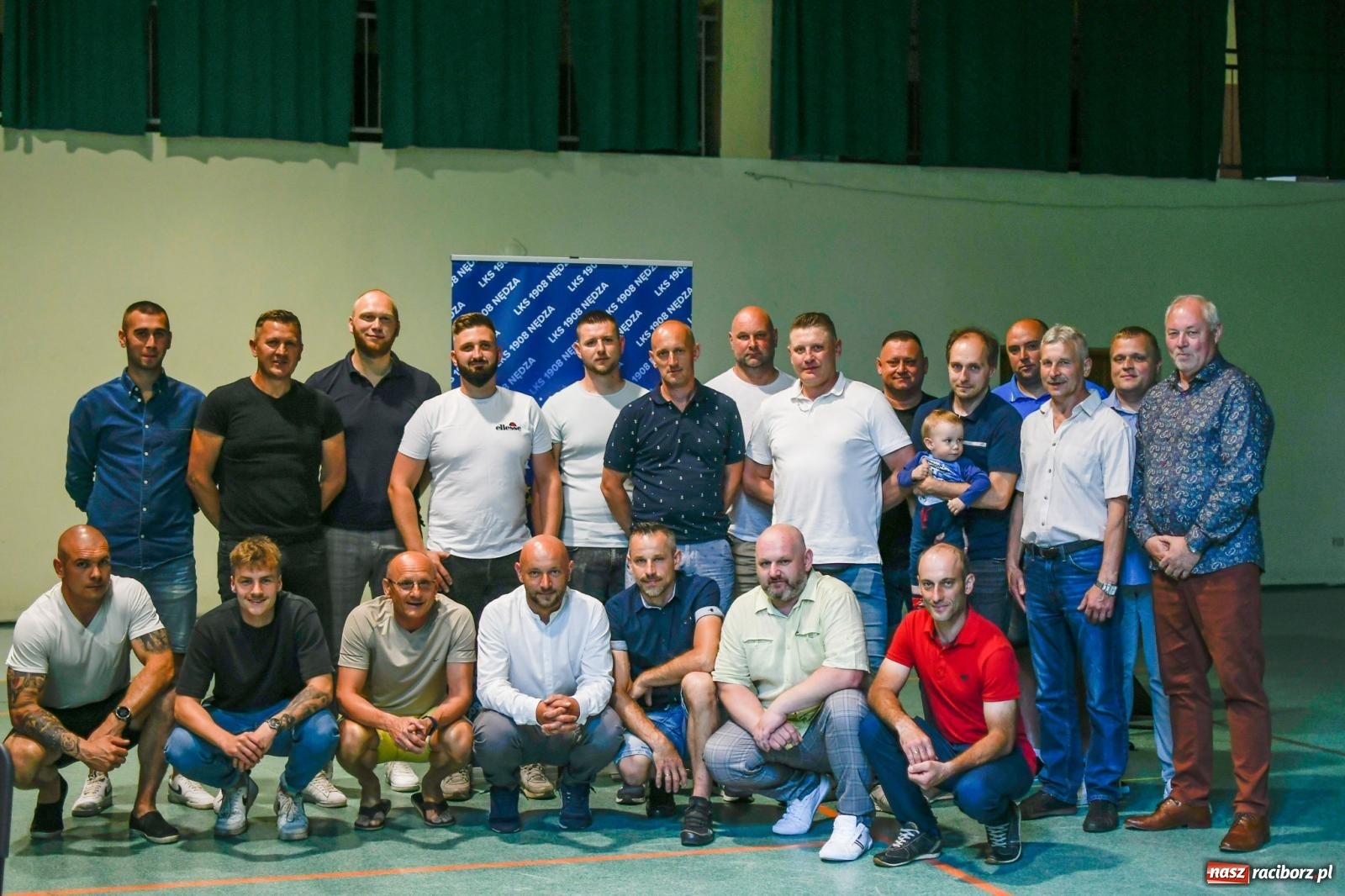 Zdjęcie w galerii na portalu naszraciborz.pl: Piłkarskie spotkanie pokoleń w Nędzy [FOTO i WIDEO] wiadomości z regionu