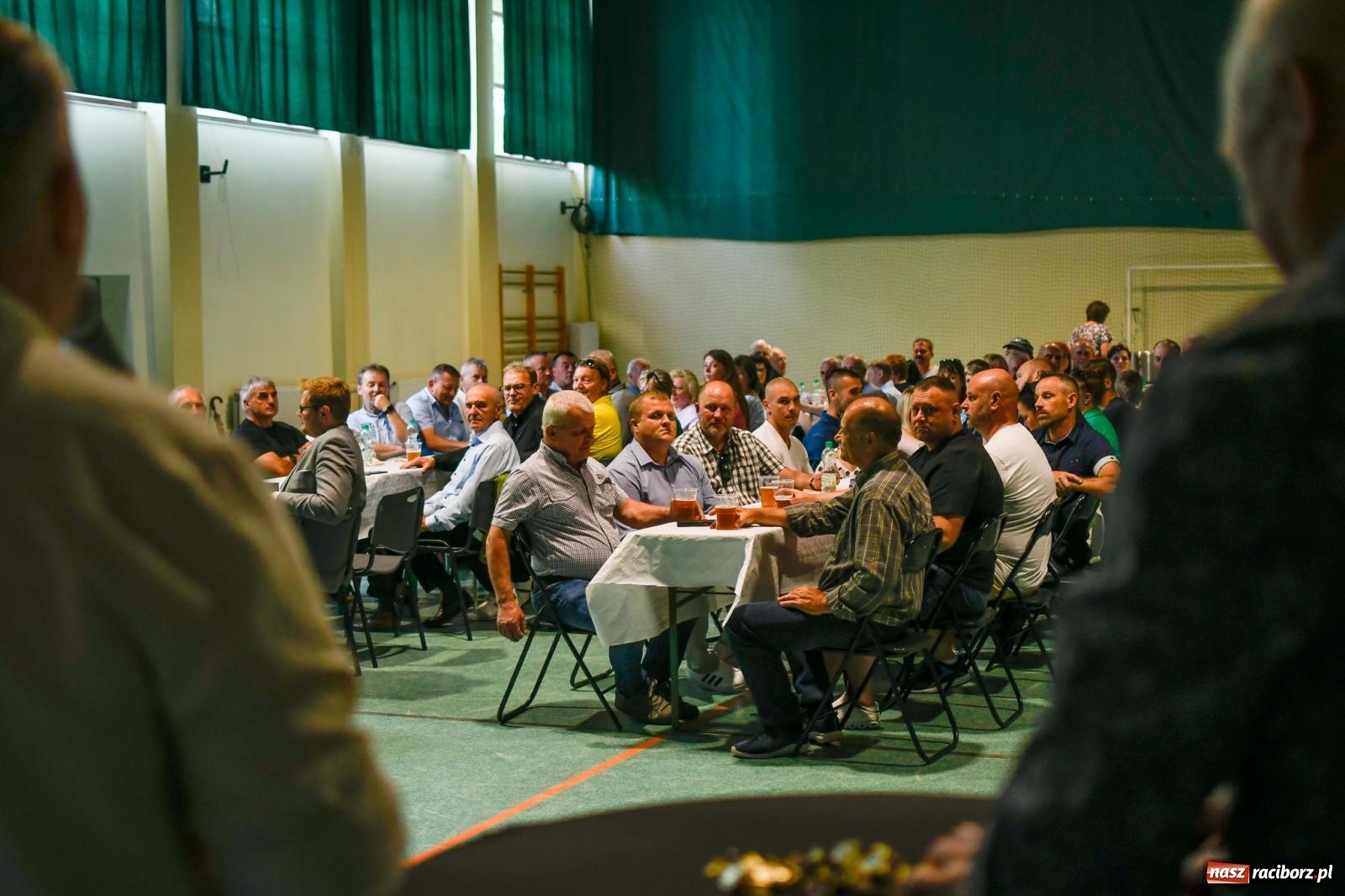 Zdjęcie w galerii na portalu naszraciborz.pl: Piłkarskie spotkanie pokoleń w Nędzy [FOTO i WIDEO] wiadomości z regionu