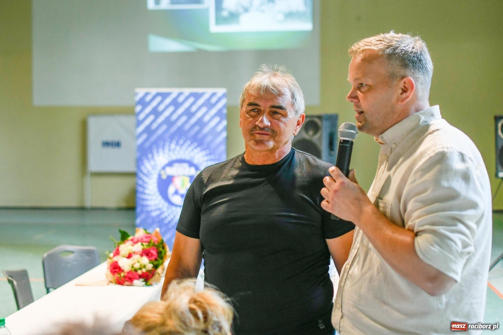 Zdjęcie w galerii na portalu naszraciborz.pl: Piłkarskie spotkanie pokoleń w Nędzy [FOTO i WIDEO] wiadomości z regionu