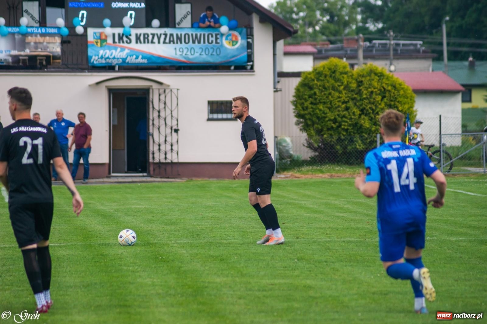 Zdjęcie w galerii na portalu naszraciborz.pl: O mistrzostwie zdecyduje ostatnia kolejka. Państwo Kubikowie z podziękowaniami [FOTO] wiadomości z regionu