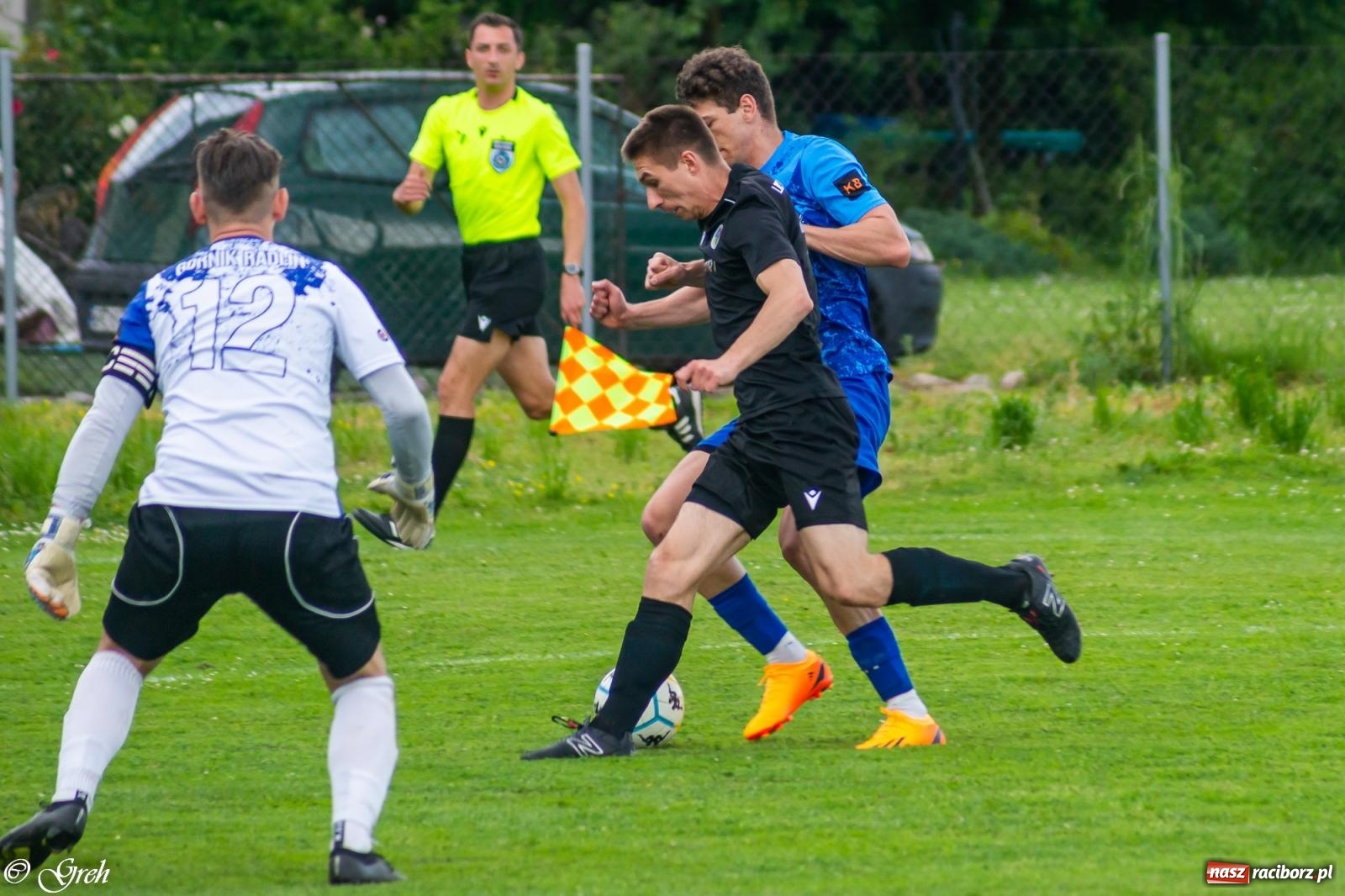 Zdjęcie w galerii na portalu naszraciborz.pl: O mistrzostwie zdecyduje ostatnia kolejka. Państwo Kubikowie z podziękowaniami [FOTO] wiadomości z regionu