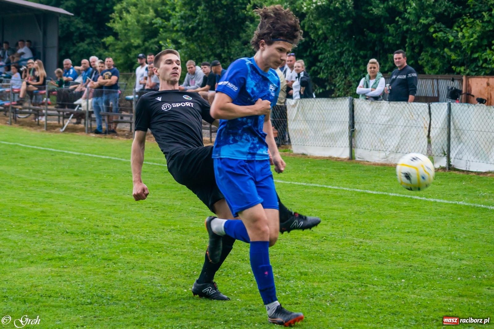 Zdjęcie w galerii na portalu naszraciborz.pl: O mistrzostwie zdecyduje ostatnia kolejka. Państwo Kubikowie z podziękowaniami [FOTO] wiadomości z regionu