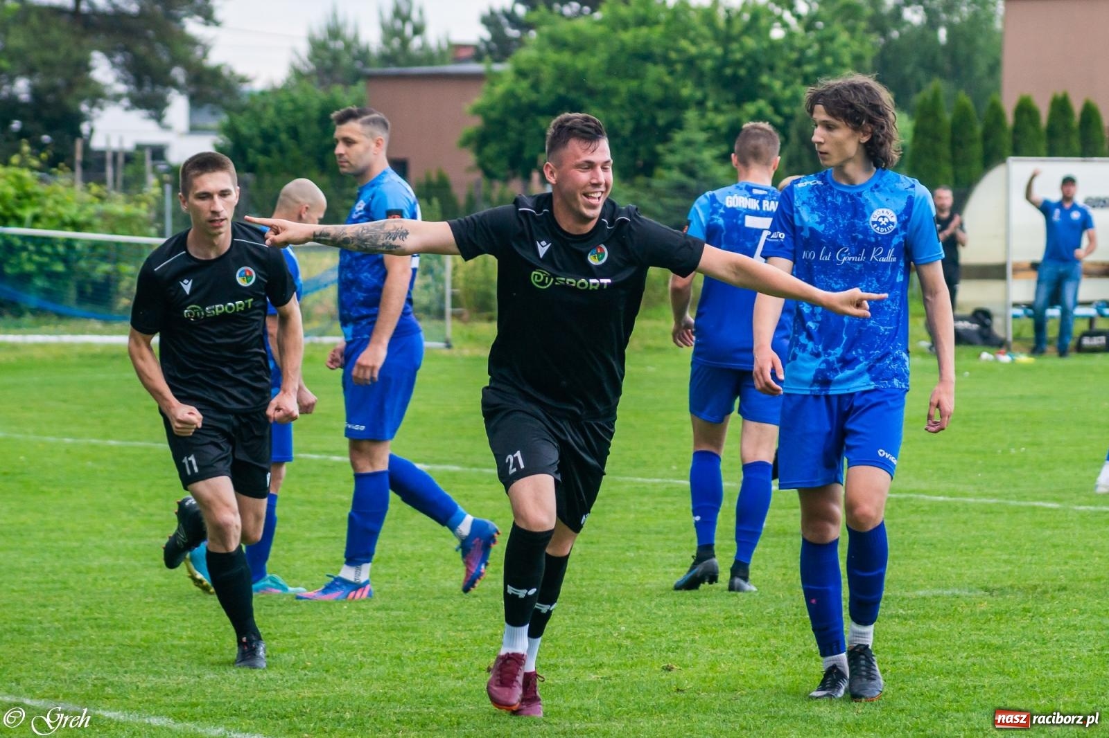 Zdjęcie w galerii na portalu naszraciborz.pl: O mistrzostwie zdecyduje ostatnia kolejka. Państwo Kubikowie z podziękowaniami [FOTO] wiadomości z regionu