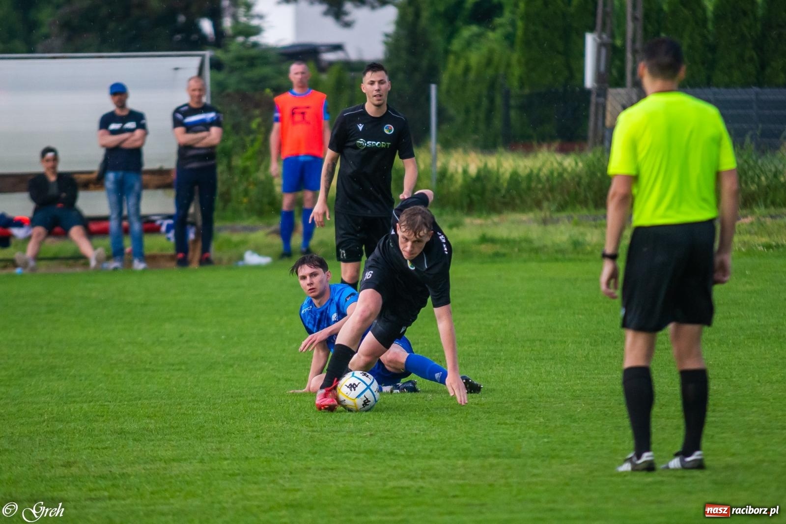 Zdjęcie w galerii na portalu naszraciborz.pl: O mistrzostwie zdecyduje ostatnia kolejka. Państwo Kubikowie z podziękowaniami [FOTO] wiadomości z regionu