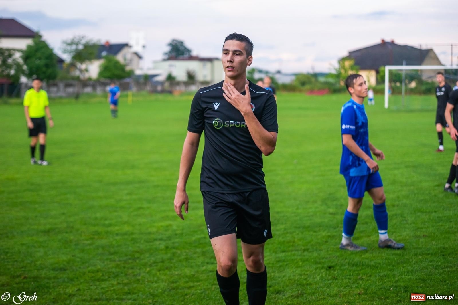 Zdjęcie w galerii na portalu naszraciborz.pl: O mistrzostwie zdecyduje ostatnia kolejka. Państwo Kubikowie z podziękowaniami [FOTO] wiadomości z regionu