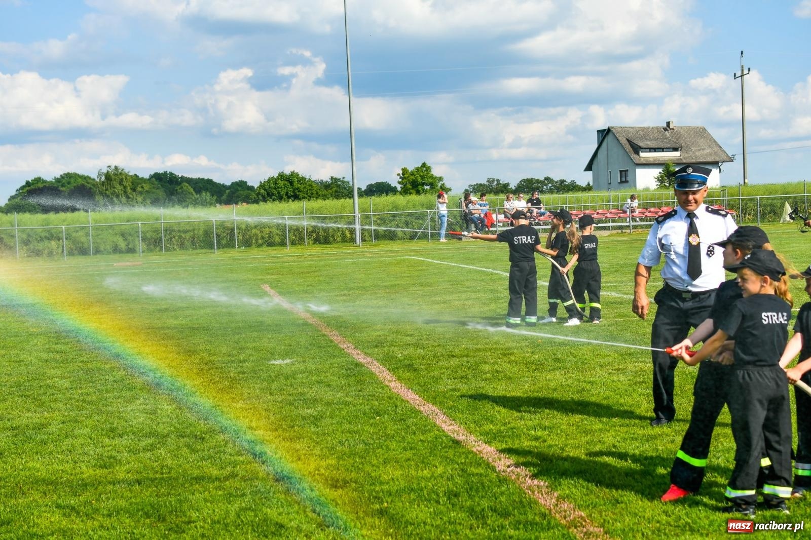 Zdjęcie w galerii na portalu naszraciborz.pl: OSP Krzanowice z Pucharem Burmistrza wiadomości z regionu