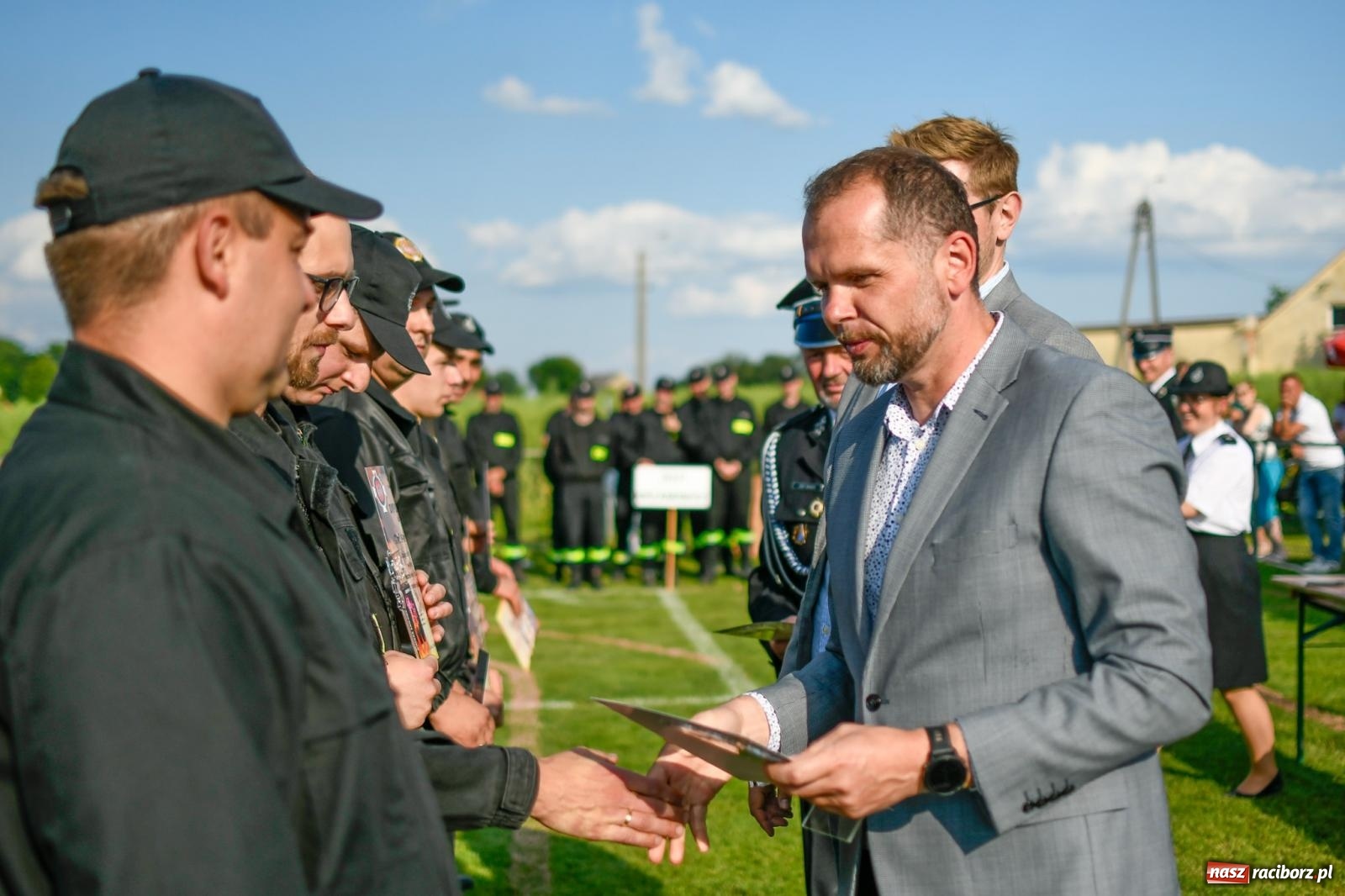 Zdjęcie w galerii na portalu naszraciborz.pl: OSP Krzanowice z Pucharem Burmistrza wiadomości z regionu