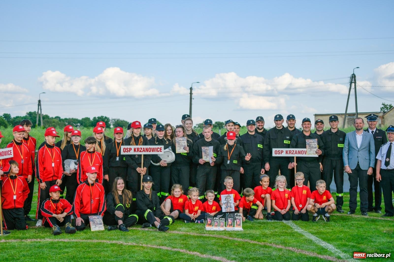 Zdjęcie w galerii na portalu naszraciborz.pl: OSP Krzanowice z Pucharem Burmistrza wiadomości z regionu