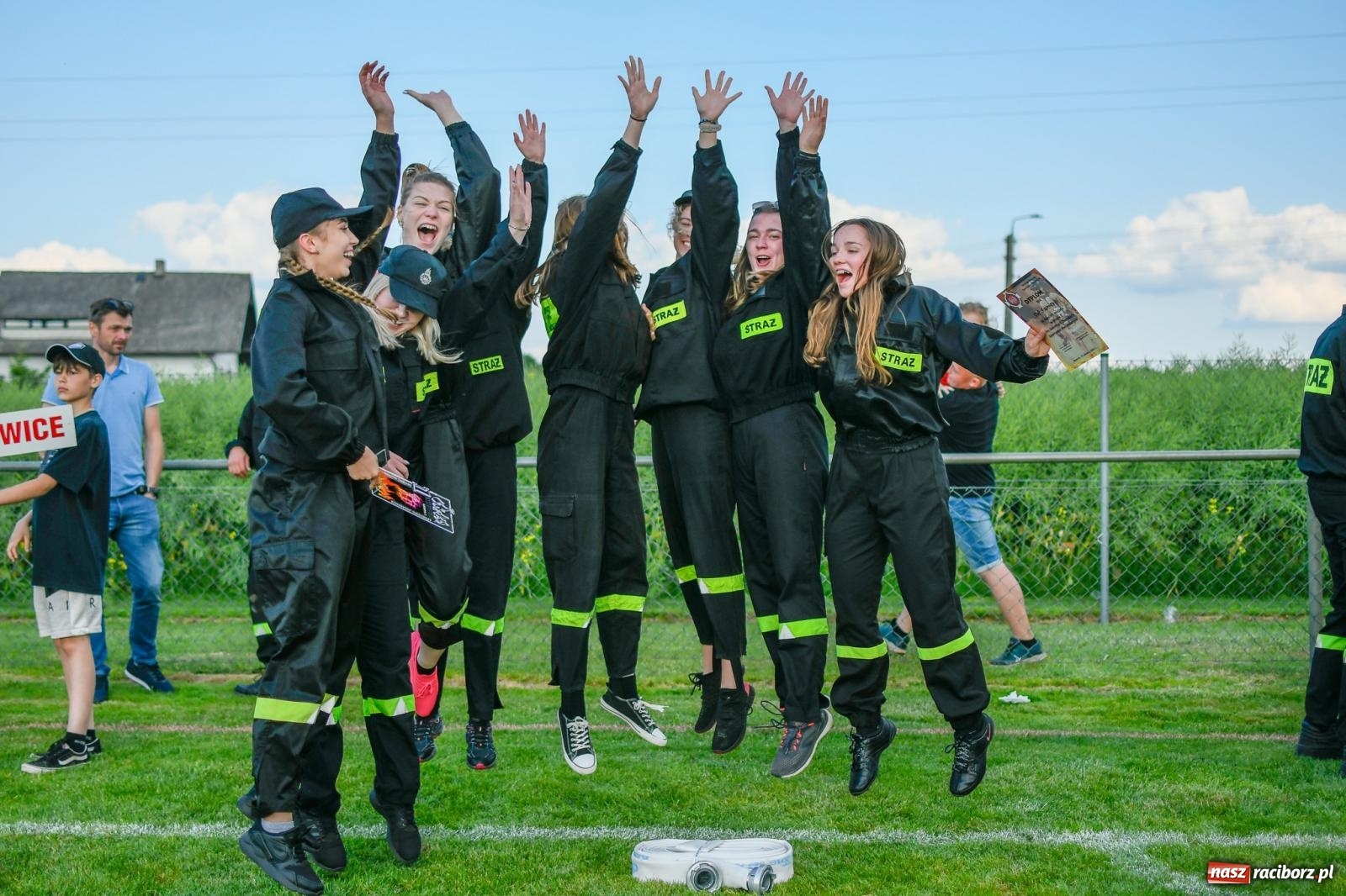 Zdjęcie w galerii na portalu naszraciborz.pl: OSP Krzanowice z Pucharem Burmistrza wiadomości z regionu