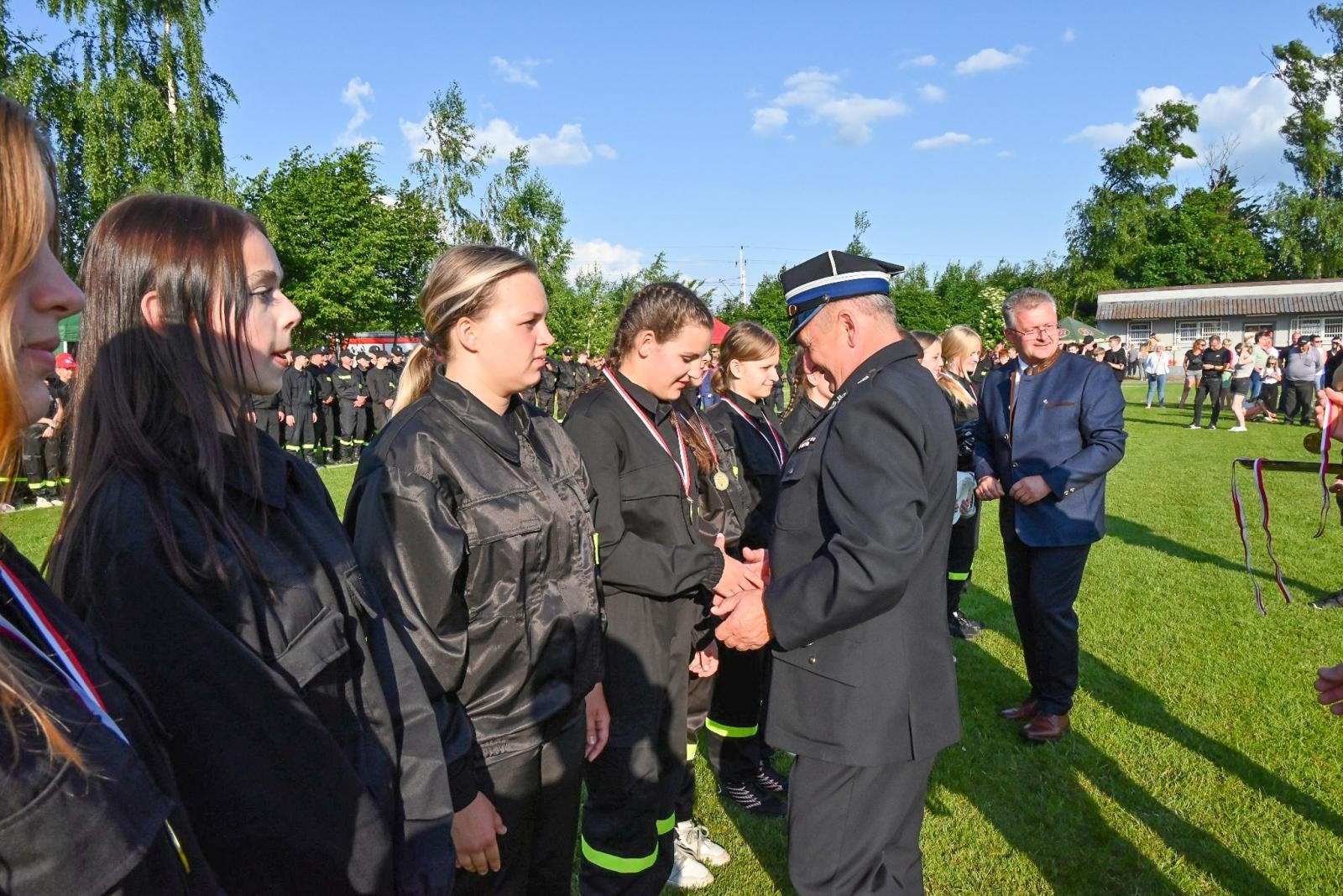 Zdjęcie w galerii na portalu naszraciborz.pl: Rudyszwałd na strażackim tronie w gminie Krzyżanowice wiadomości z regionu