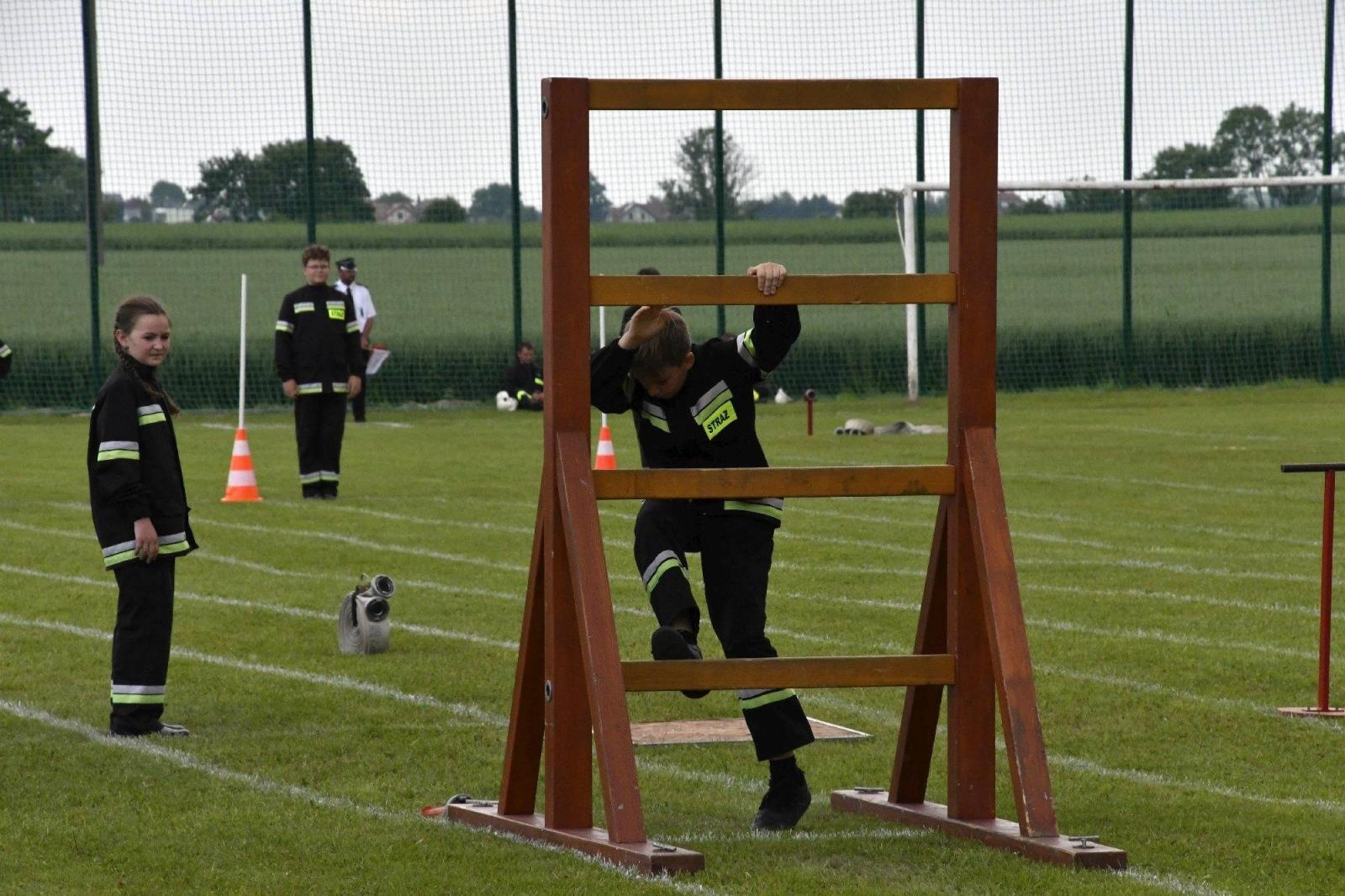 Zdjęcie w galerii na portalu naszraciborz.pl: Rudyszwałd na strażackim tronie w gminie Krzyżanowice wiadomości z regionu