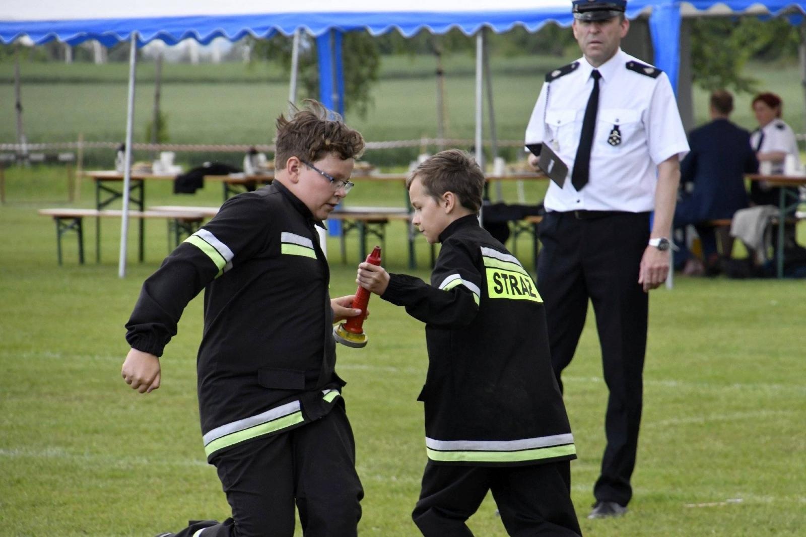 Zdjęcie w galerii na portalu naszraciborz.pl: Rudyszwałd na strażackim tronie w gminie Krzyżanowice wiadomości z regionu