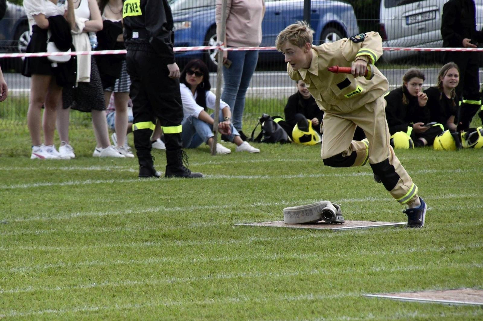 Zdjęcie w galerii na portalu naszraciborz.pl: Rudyszwałd na strażackim tronie w gminie Krzyżanowice wiadomości z regionu