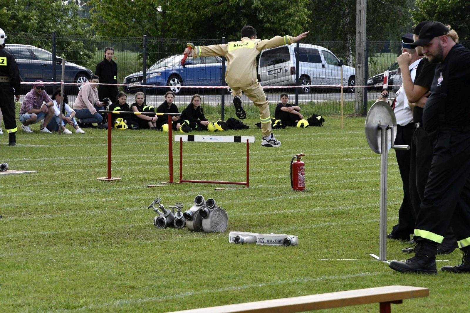 Zdjęcie w galerii na portalu naszraciborz.pl: Rudyszwałd na strażackim tronie w gminie Krzyżanowice wiadomości z regionu