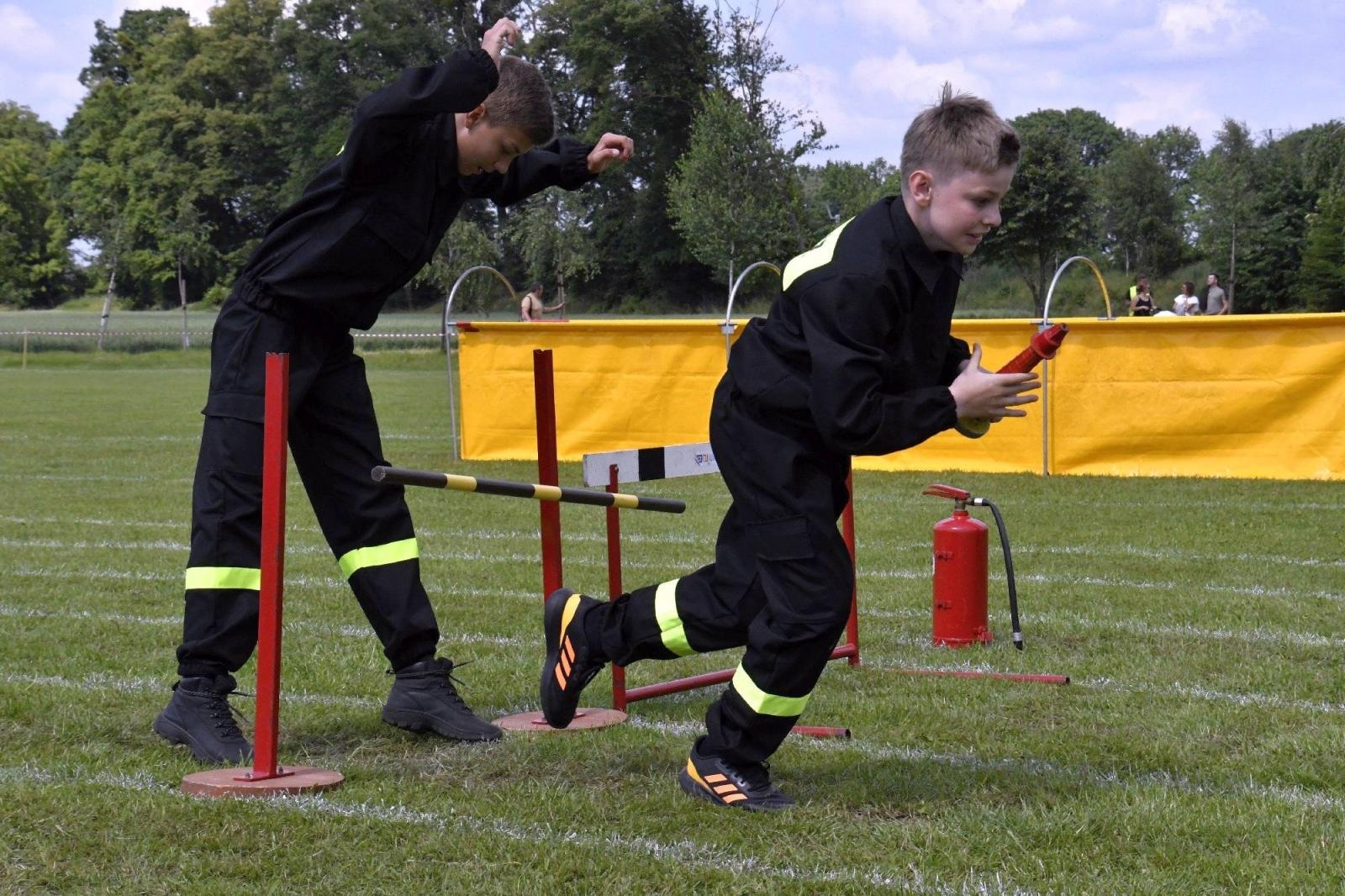 Zdjęcie w galerii na portalu naszraciborz.pl: Rudyszwałd na strażackim tronie w gminie Krzyżanowice wiadomości z regionu