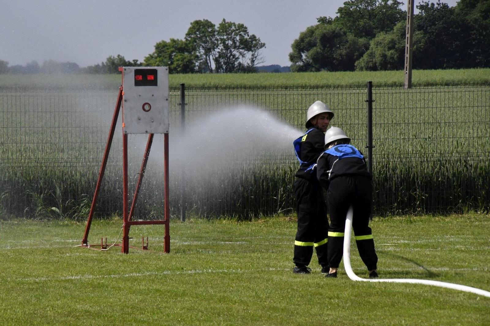 Zdjęcie w galerii na portalu naszraciborz.pl: Rudyszwałd na strażackim tronie w gminie Krzyżanowice wiadomości z regionu