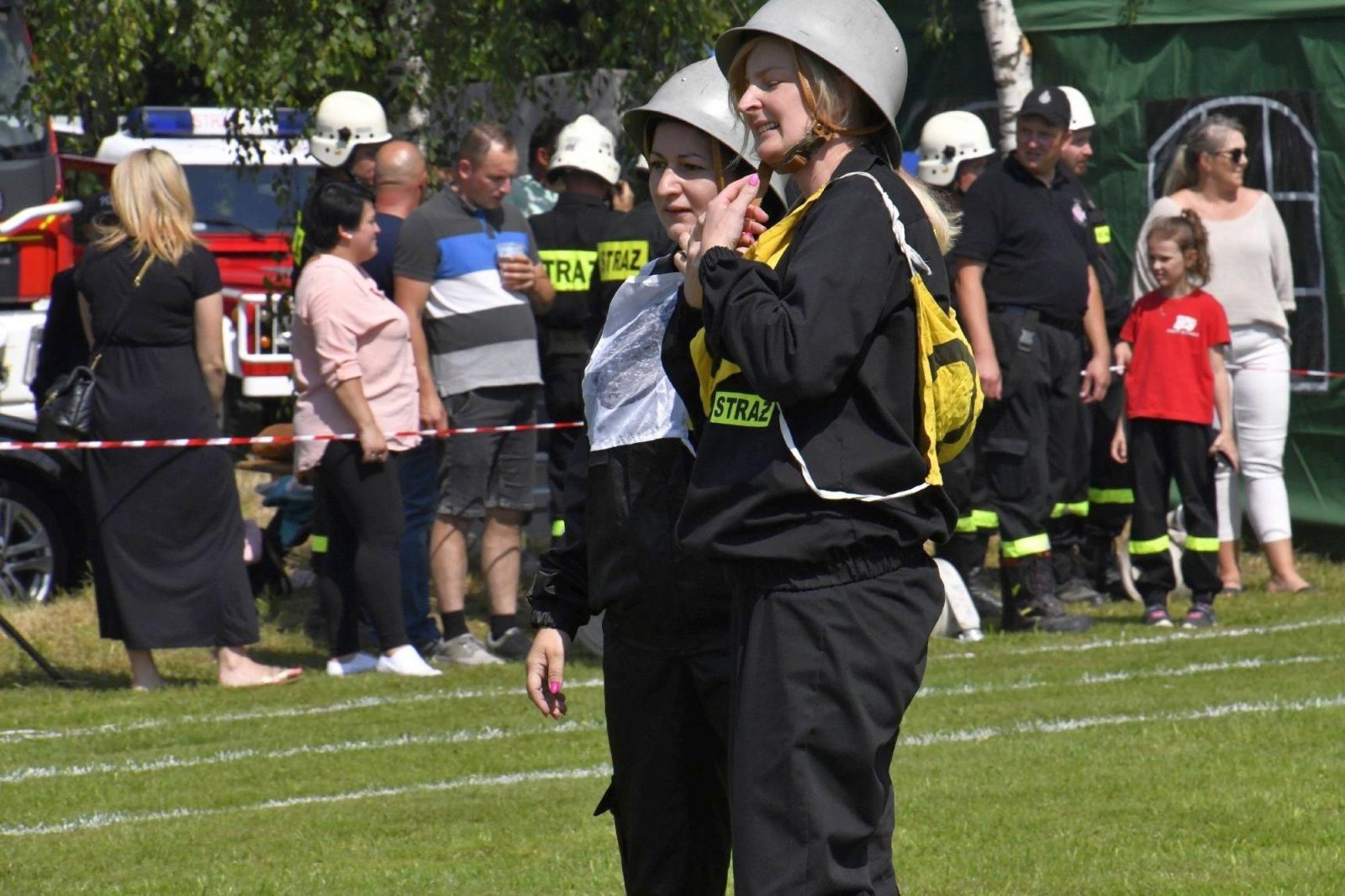 Zdjęcie w galerii na portalu naszraciborz.pl: Rudyszwałd na strażackim tronie w gminie Krzyżanowice wiadomości z regionu