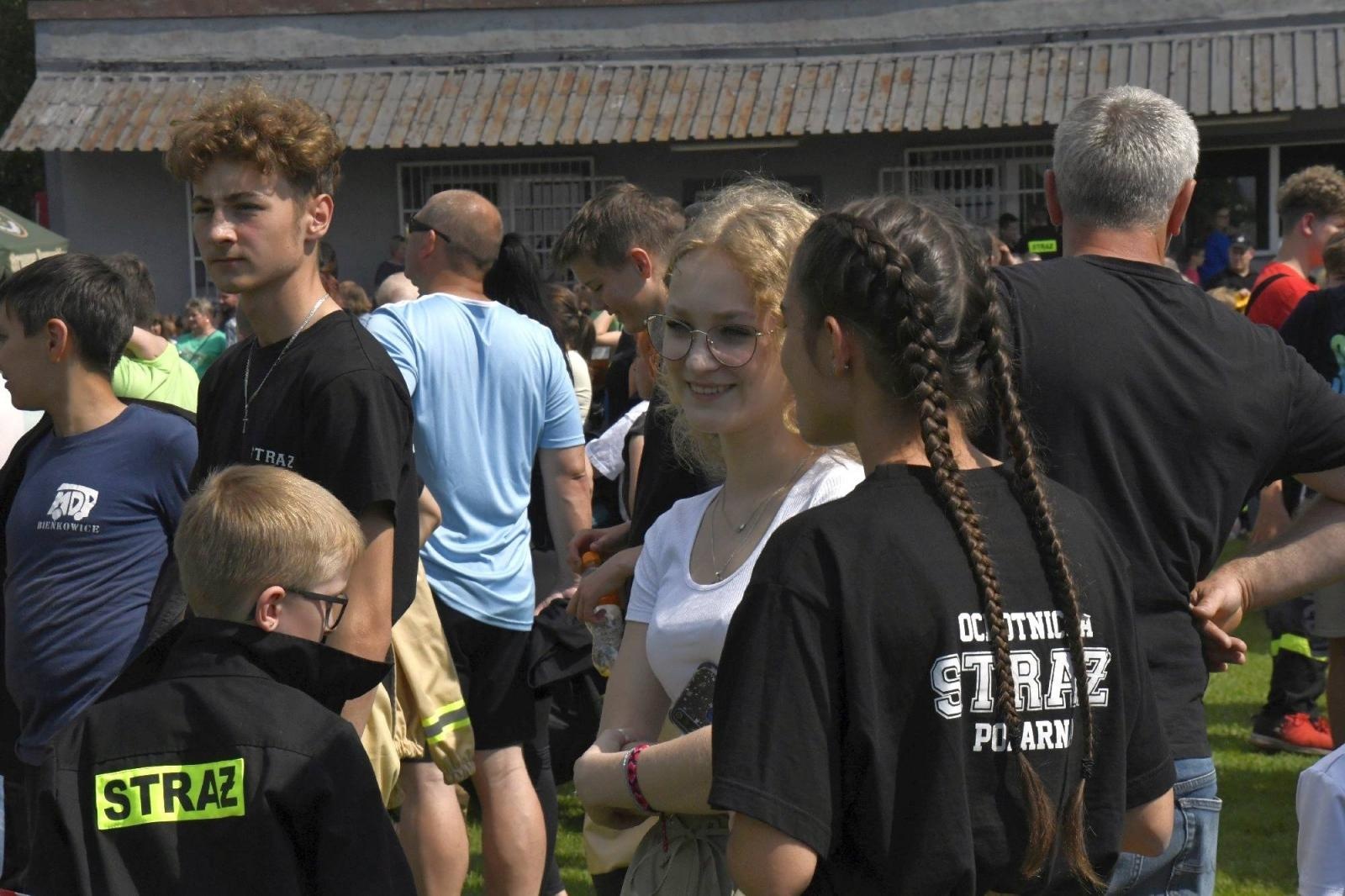 Zdjęcie w galerii na portalu naszraciborz.pl: Rudyszwałd na strażackim tronie w gminie Krzyżanowice wiadomości z regionu