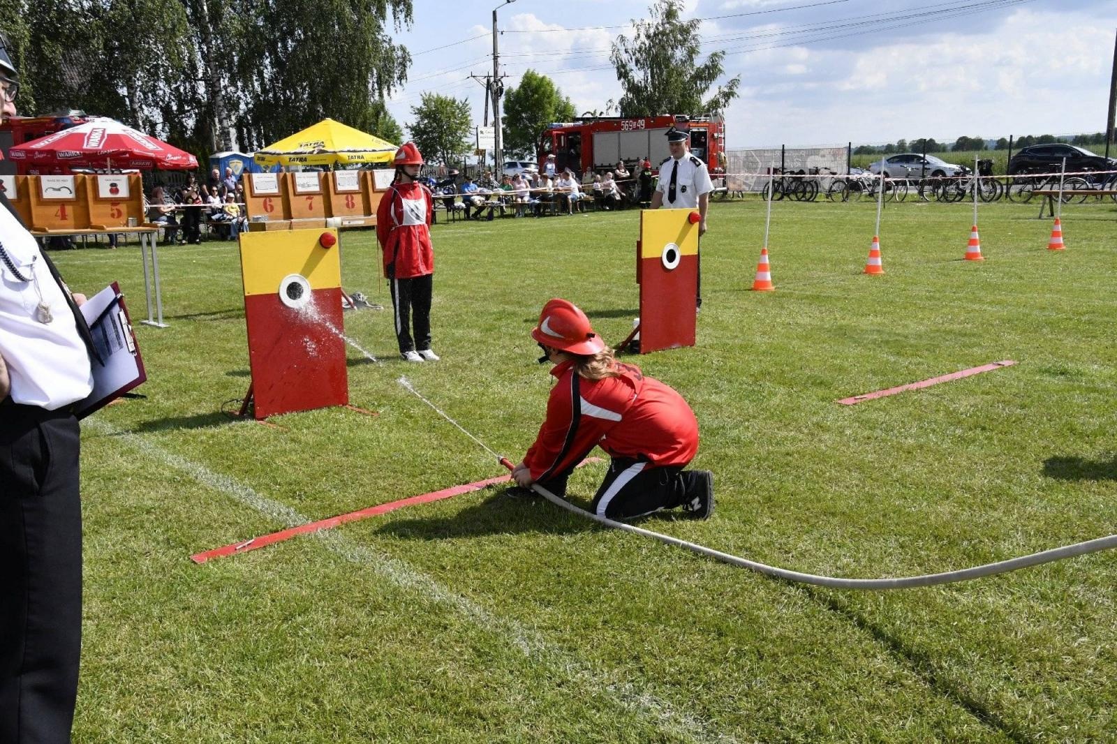 Zdjęcie w galerii na portalu naszraciborz.pl: Rudyszwałd na strażackim tronie w gminie Krzyżanowice wiadomości z regionu